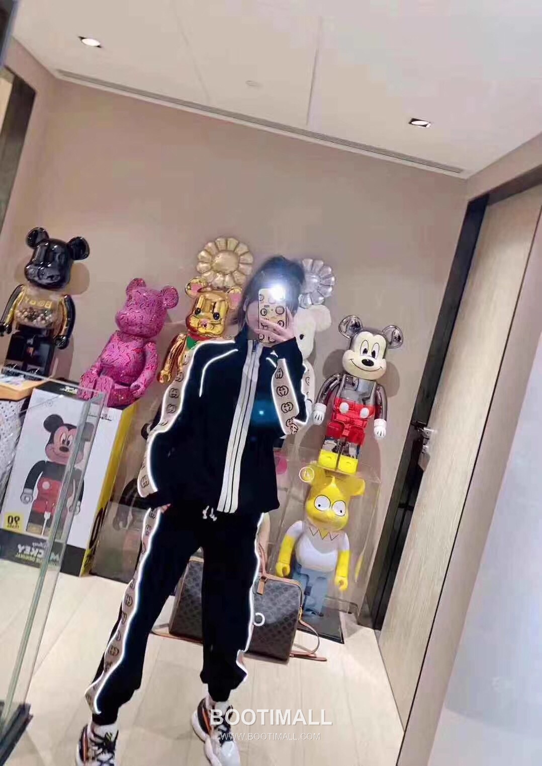 Gucci Side Logo Double G 3M Reflective Stripe Jacket Black 구찌 사이드 로고 더블 G 3M 반사 스트라이프 자켓 블랙 1688 1