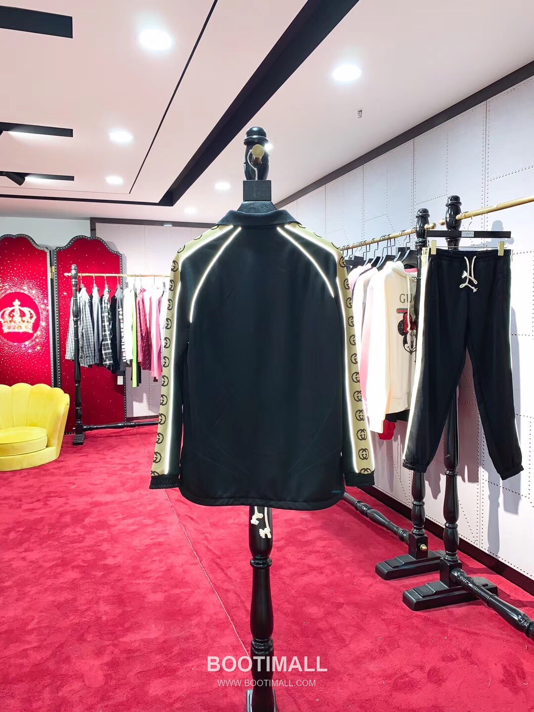 Gucci Side Logo Double G 3M Reflective Stripe Jacket Black 구찌 사이드 로고 더블 G 3M 반사 스트라이프 자켓 블랙 1688 12