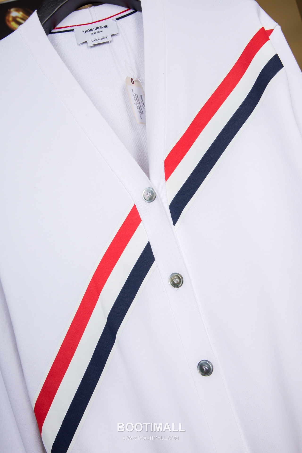 Thom Browne Diagonal Stripe V-Neck Cardigan Navy White 톰브라운 대각선 스트라이프 브이넥 가디건 네이비 화이트 2159 4