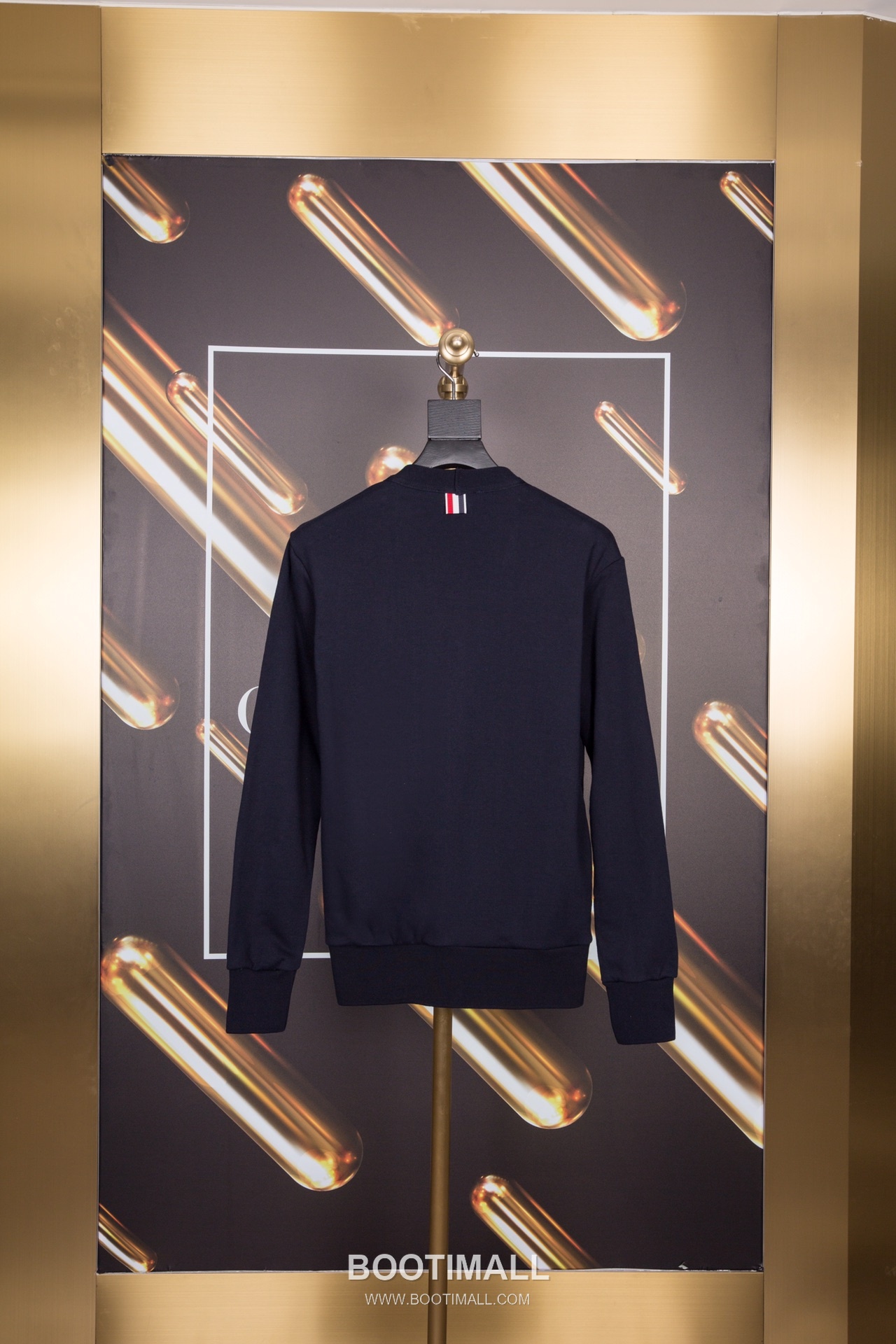 Thom Browne Diagonal Stripe V-Neck Cardigan Navy White 톰브라운 대각선 스트라이프 브이넥 가디건 네이비 화이트 2159 2