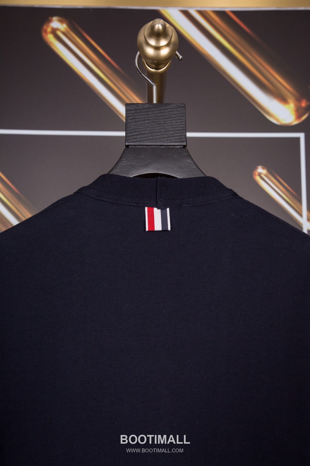 Thom Browne Diagonal Stripe V-Neck Cardigan Navy White 톰브라운 대각선 스트라이프 브이넥 가디건 네이비 화이트 2159 4