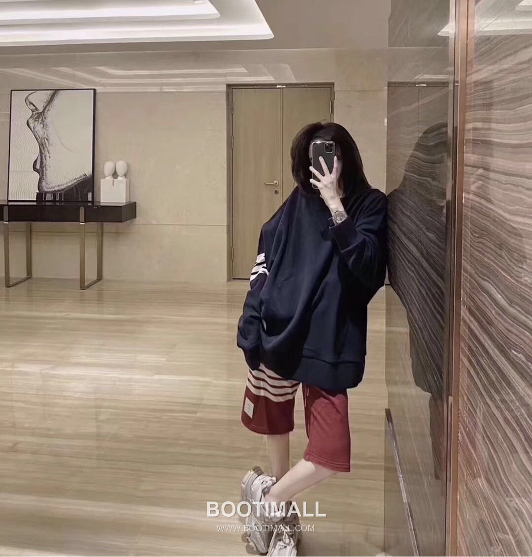 Thom Browne Classic Stripe Knit Crewneck Sweatshirt Navy 톰브라운 클래식 스트라이프 니트 크루넥 스웨트셔츠 네이비 TB55 7