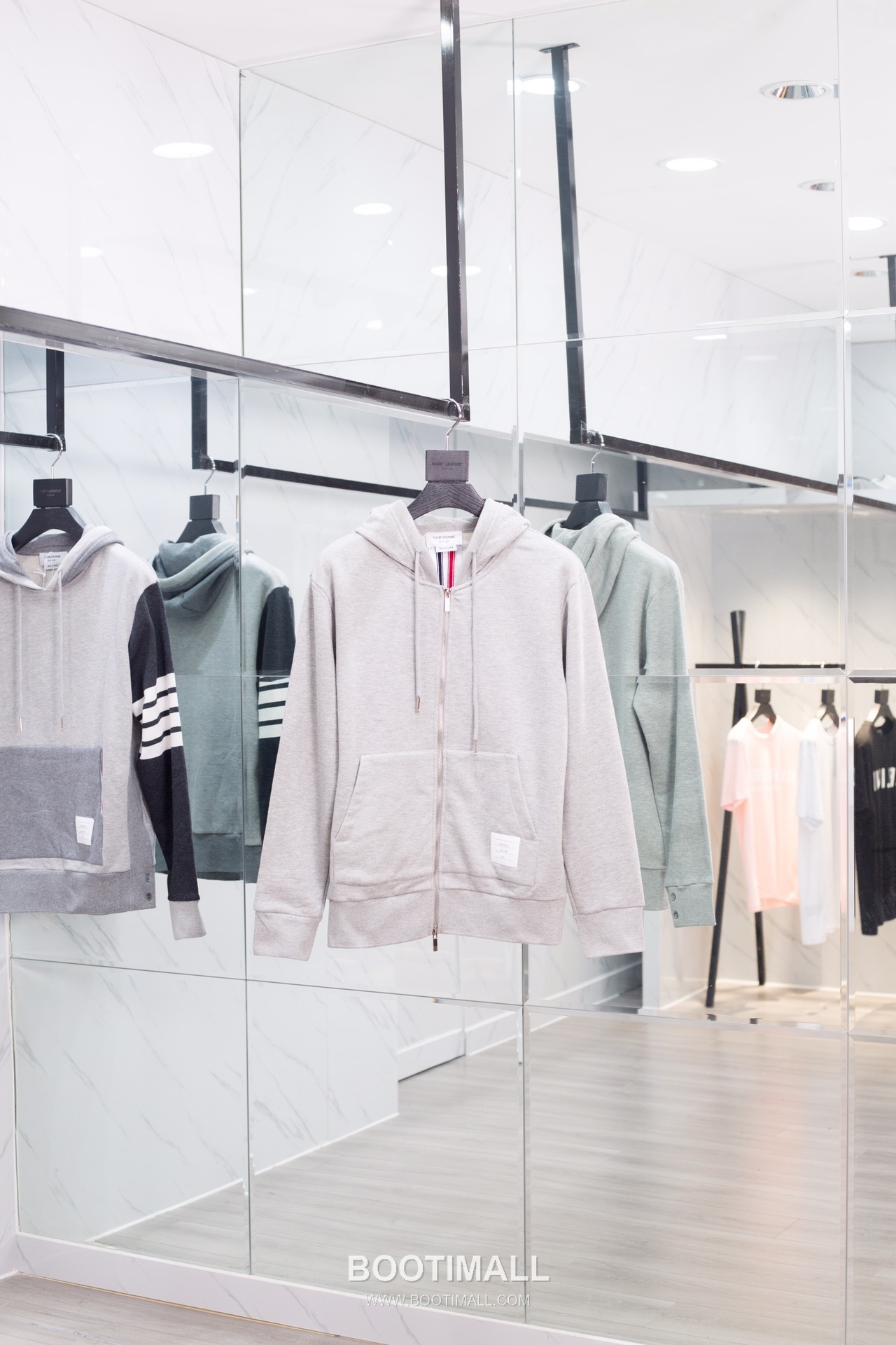 Thom Browne Back Webbing Zip-Up Hoodie Jacket Grey 톰브라운 백 웨빙 집업 후디 자켓 그레이 TB61 1