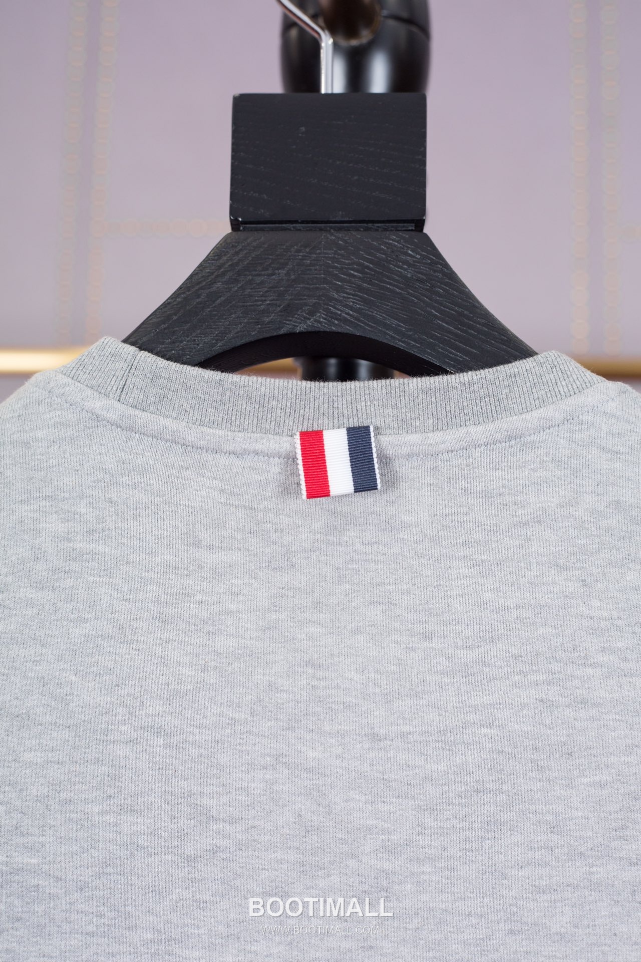 Thom Browne Dolphin Graphic Crew Neck Sweatshirt Navy Gray 톰브라운 돌핀 그래픽 크루넥 스웨트셔츠 네이비 그레이 1837 4