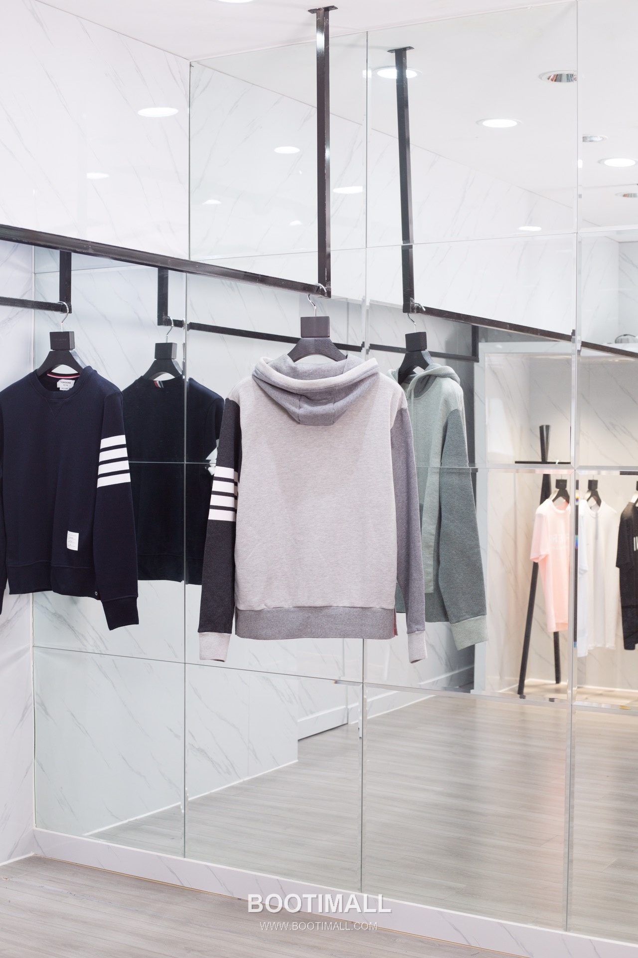 Thom Browne Color Block Woven Hoodie Grey Thom Browne 컬러 블록 색직조 후드 스웨트셔츠 그레이 TB52 2