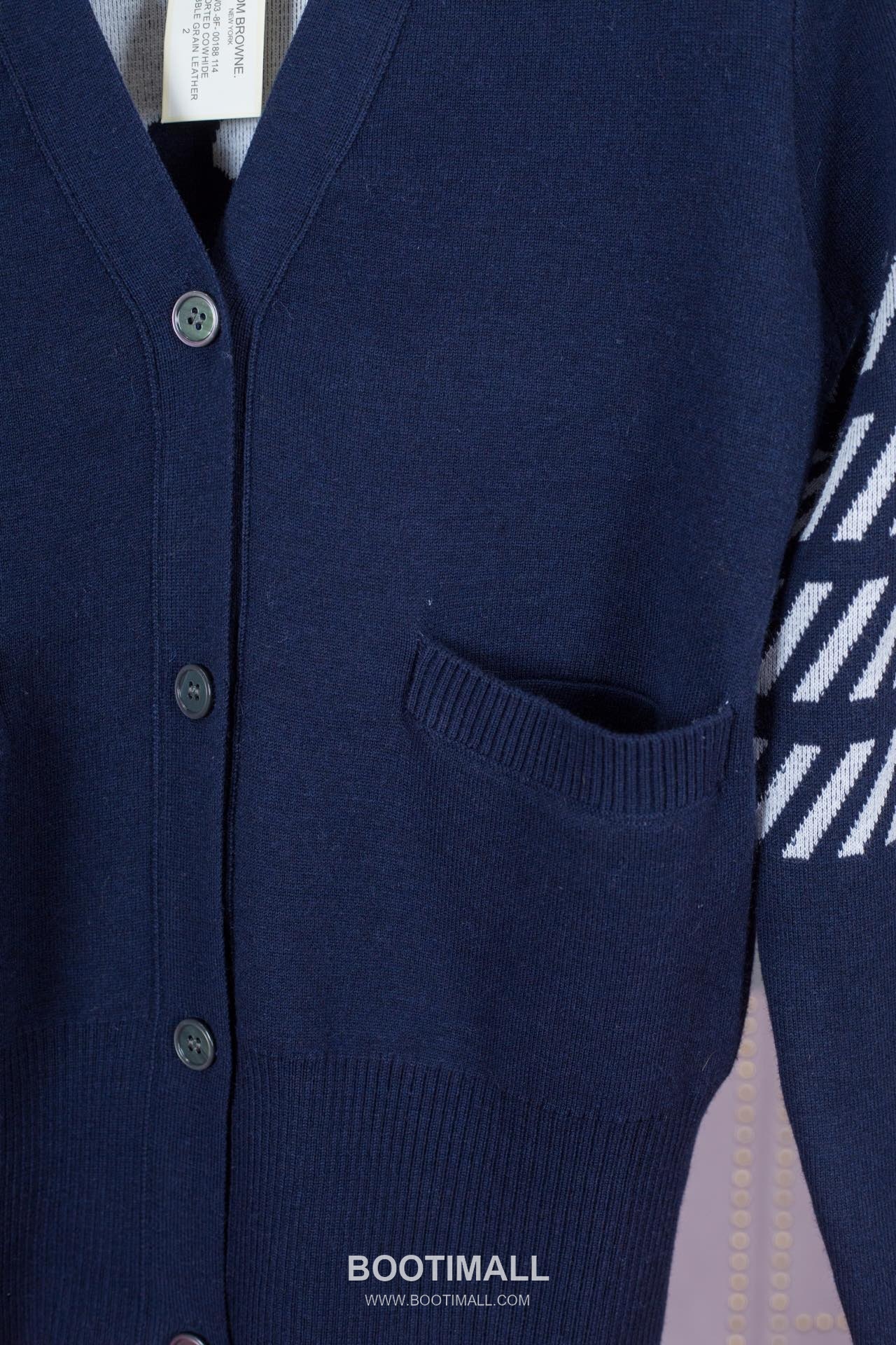 Thom Browne Four-Bar Dolphin Cardigan 1822 톰브라운 4바 돌핀 카디건 1822 5