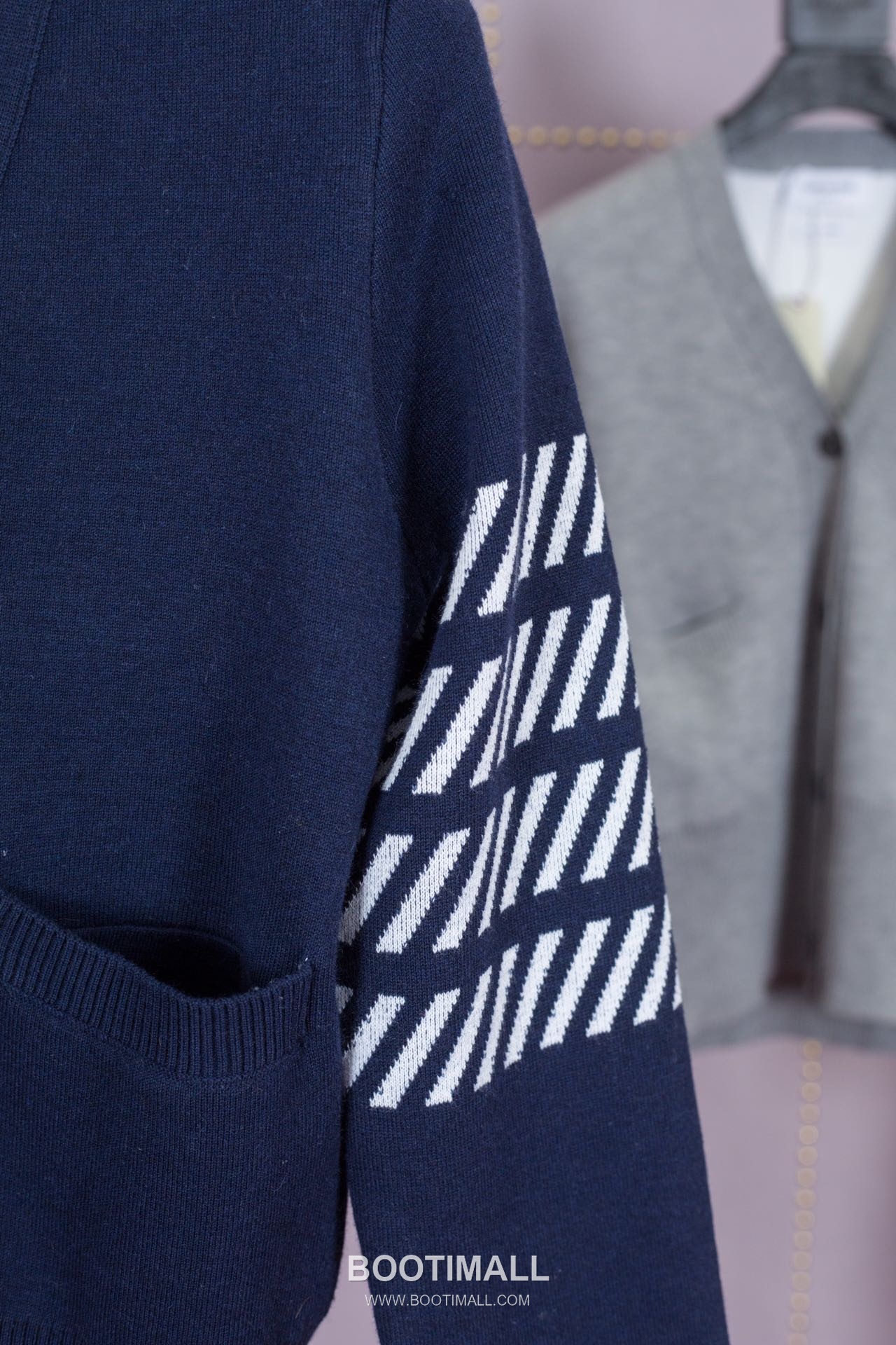 Thom Browne Four-Bar Dolphin Cardigan 1822 톰브라운 4바 돌핀 카디건 1822 6