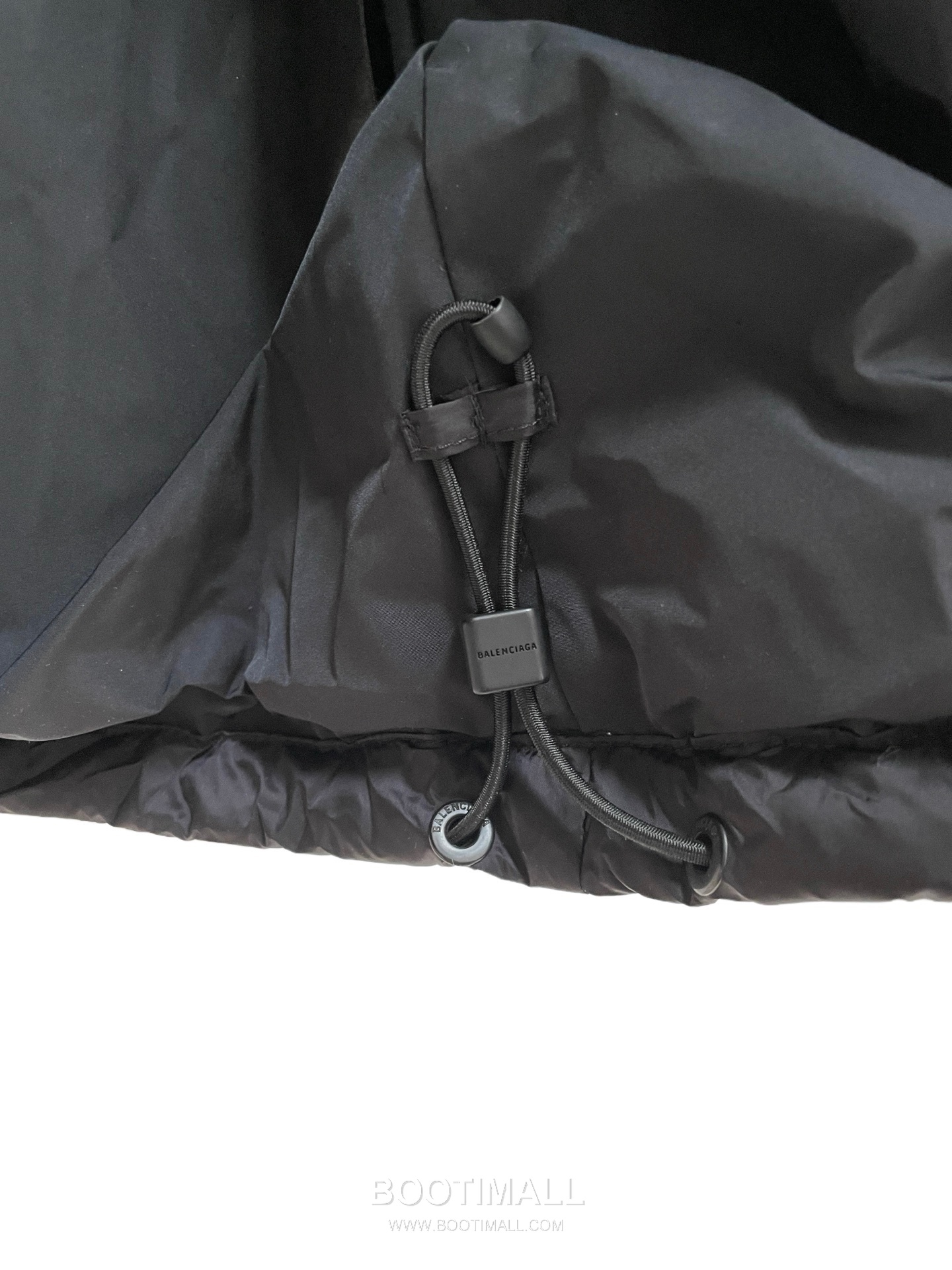 Balenciaga 3B Reflective Logo Padded Vest Black 발렌시아가 3B 리플렉티브 로고 패딩 베스트 블랙 60126 14