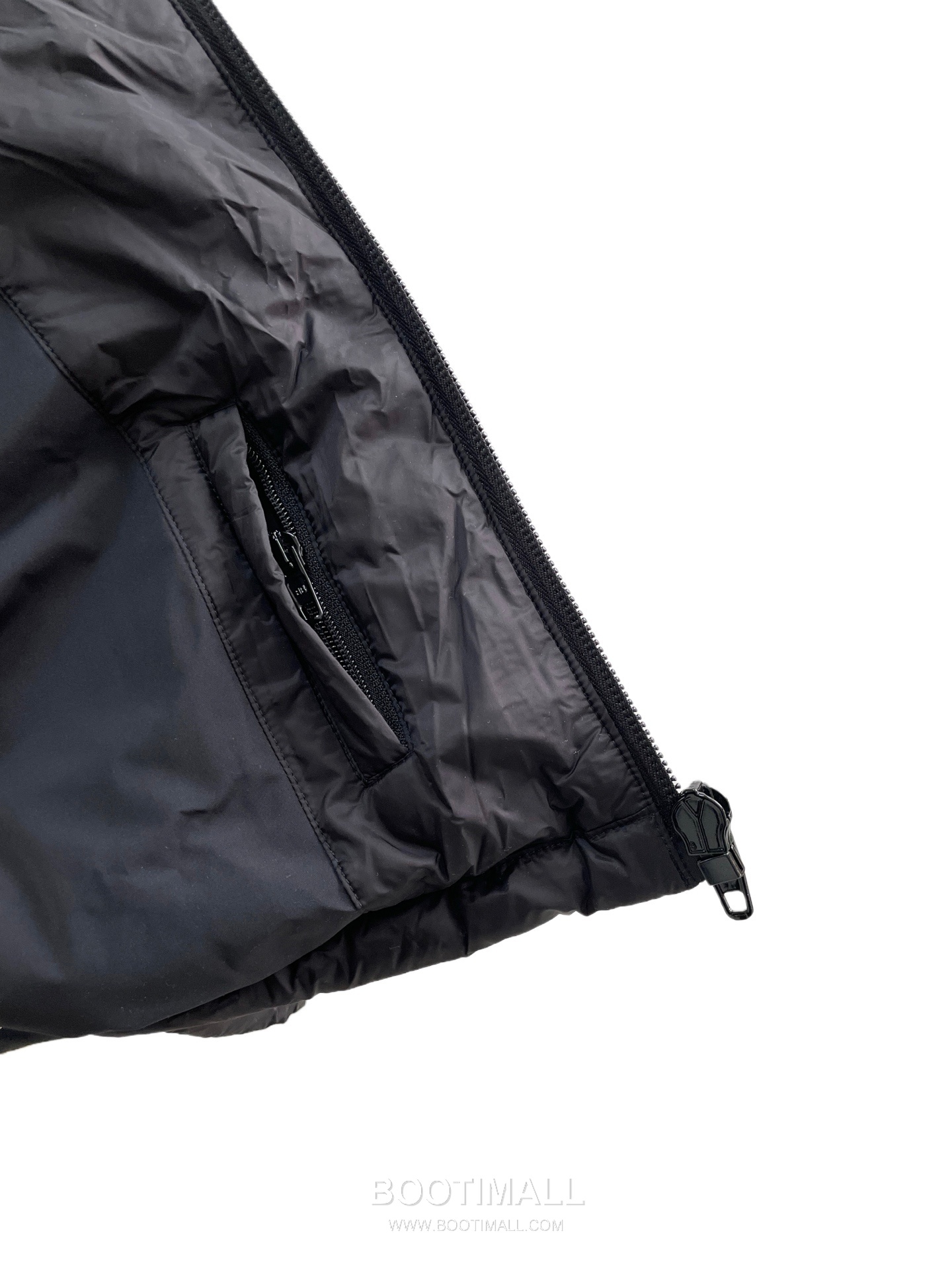 Balenciaga 3B Reflective Logo Padded Vest Black 발렌시아가 3B 리플렉티브 로고 패딩 베스트 블랙 60126 16