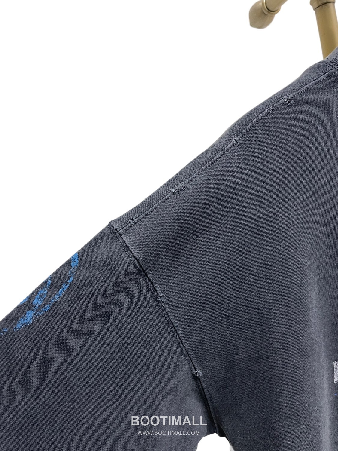 Balenciaga Surf Logo Washed Crewneck Sweatshirt Grey 발렌시아가 서프 로고 워싱 크루넥 스웨트셔츠 그레이 1512 15