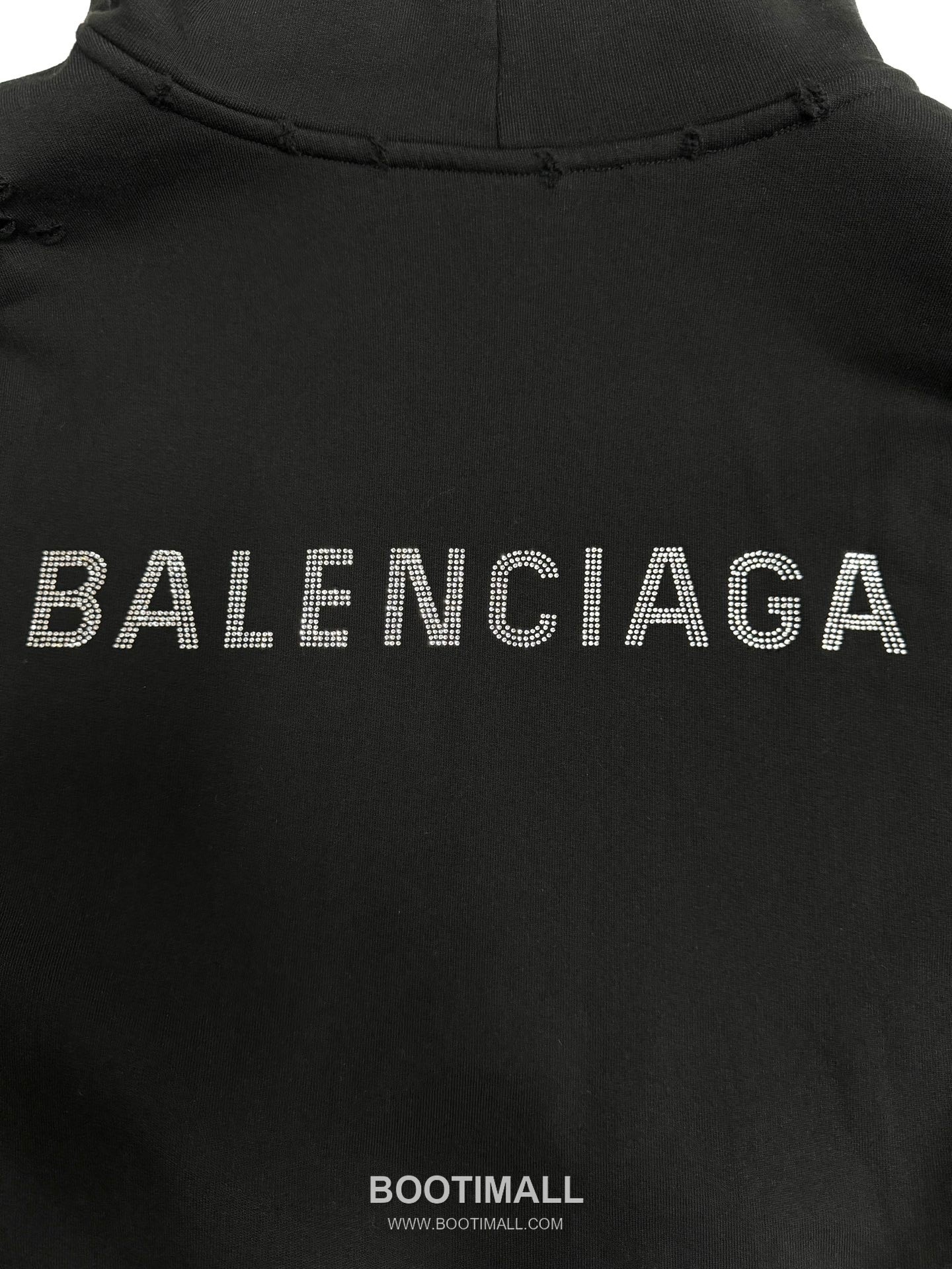 Balenciaga Distressed Rhinestone Logo Hoodie Black 발렌시아가 디스트레스드 라인스톤 로고 후드티 블랙 22052 15