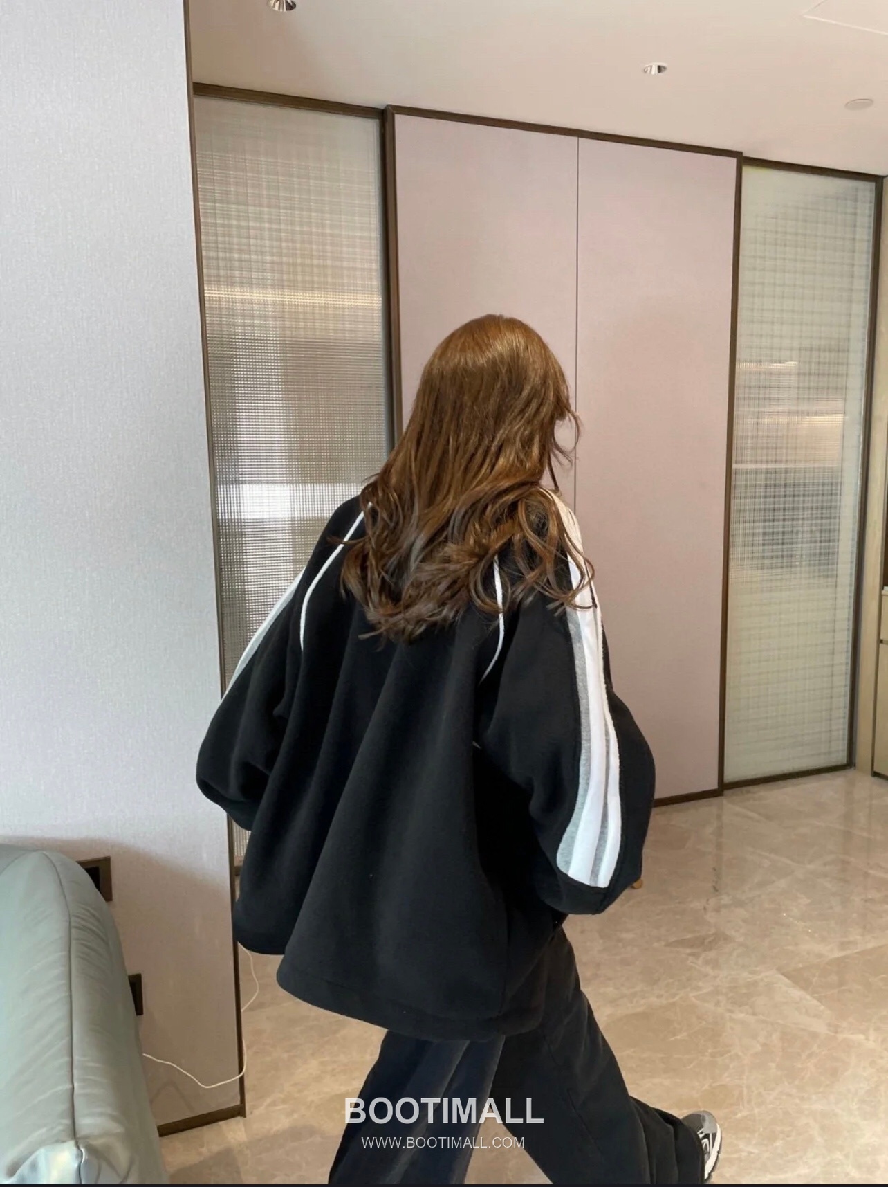 Balenciaga Double Hook Embroidery Stripe Fleece Zip-Up Jacket Black White 발렌시아가 더블 후크 자수 스트라이프 플리스 집업 자켓 블랙 화이트 2657 5