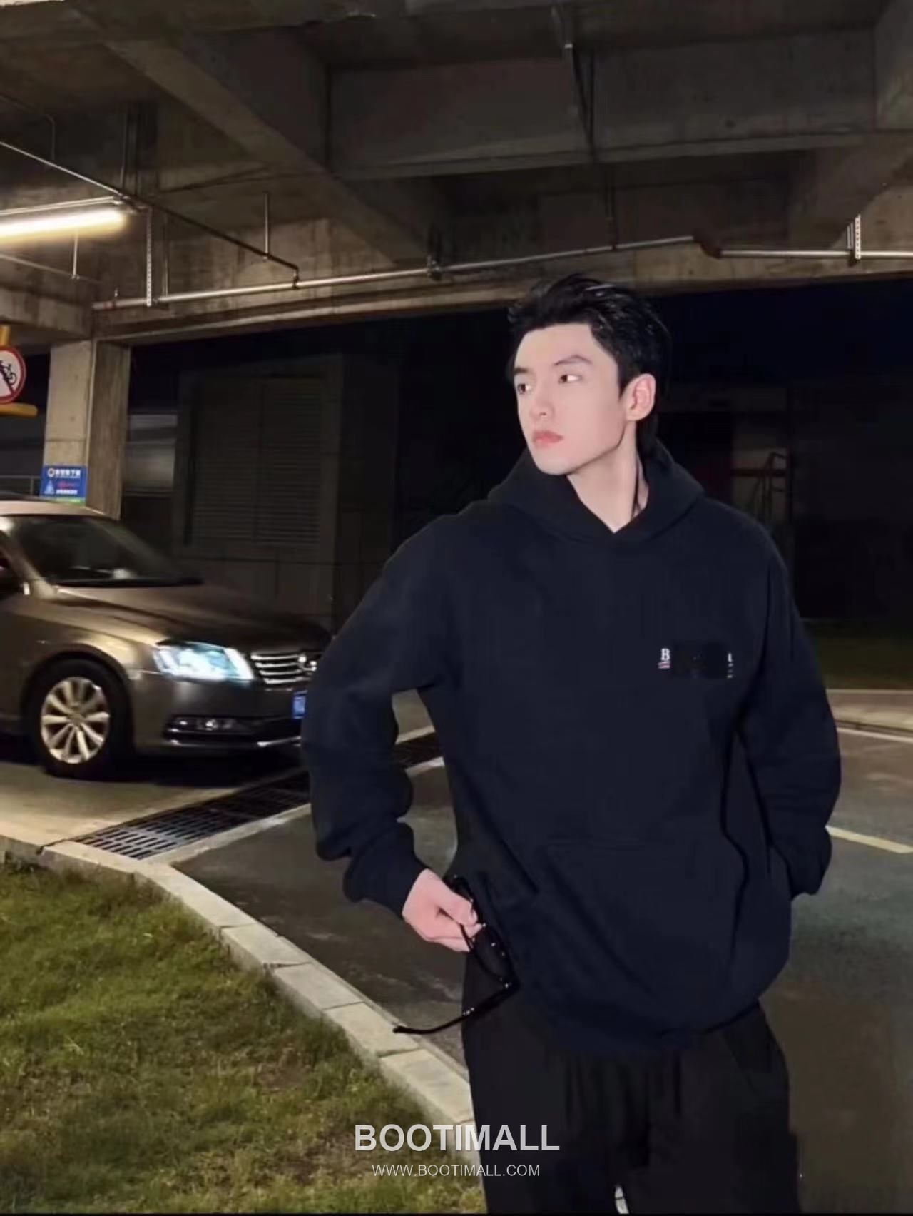 Balenciaga Black Tape Embroidery Hoodie Black 발렌시아가 블랙 테이프 자수 후드티 블랙 2637 5