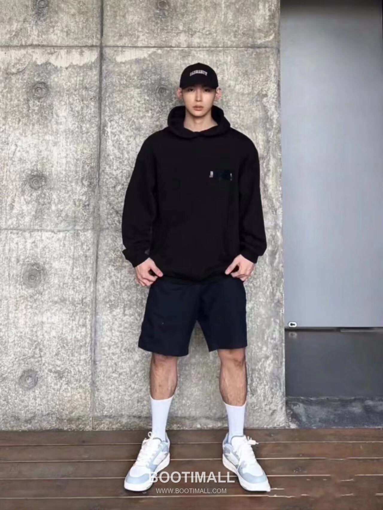 Balenciaga Black Tape Embroidery Hoodie Black 발렌시아가 블랙 테이프 자수 후드티 블랙 2637 7