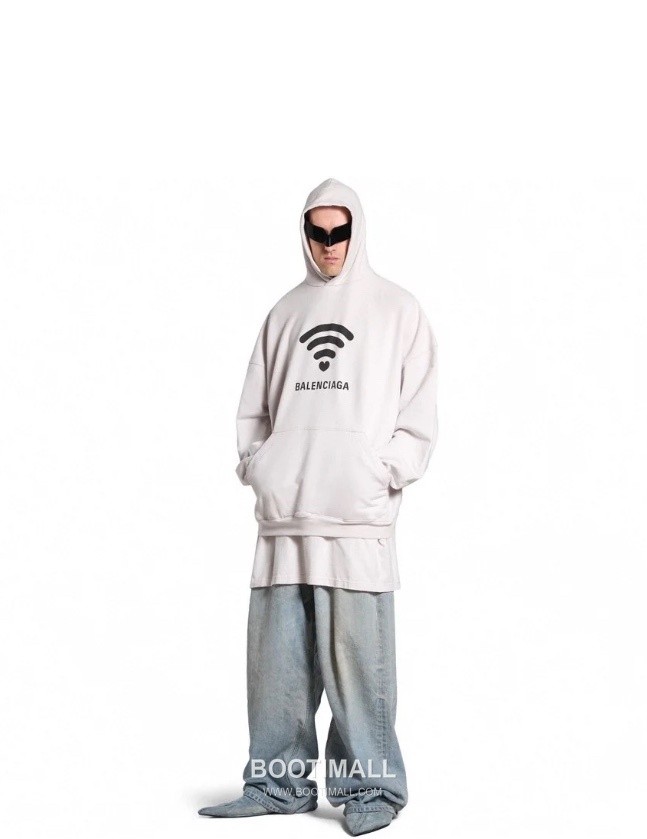Balenciaga Wifi Heart Print Hooded Sweatshirt Grey 발렌시아가 와이파이 하트 프린트 후드 스웨트셔츠 그레이 22051 2