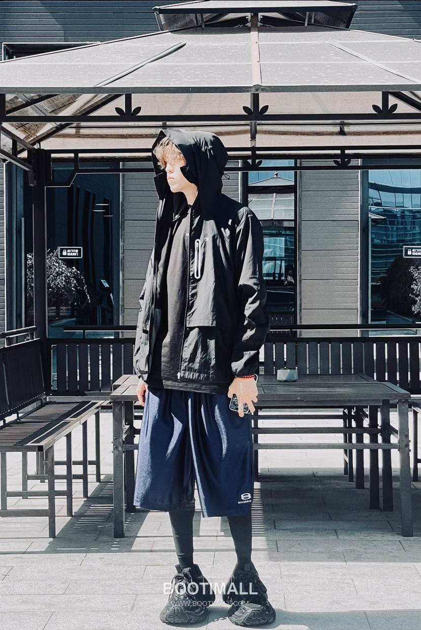 Balenciaga Double Ring Embroidery Basketball Shorts Navy 발렌시아가 더블 링 자수 바스켓볼 숏츠 네이비 31135 9