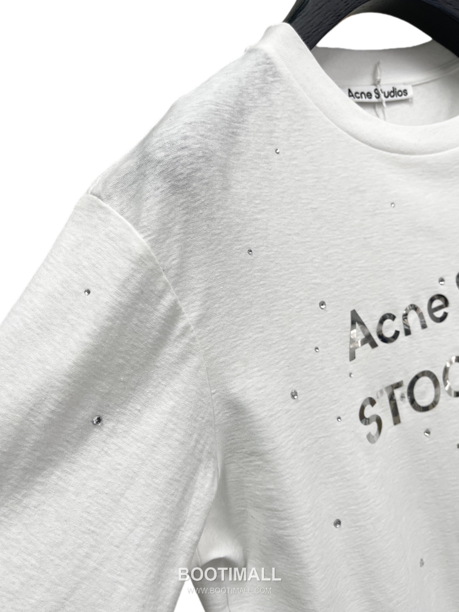 Acne Studios 1996 Letter Shiny Print Long Sleeve T-Shirt White 아크네 스튜디오 1996 레터 샤이니 프린트 롱슬리브 티셔츠 화이트 10029 16