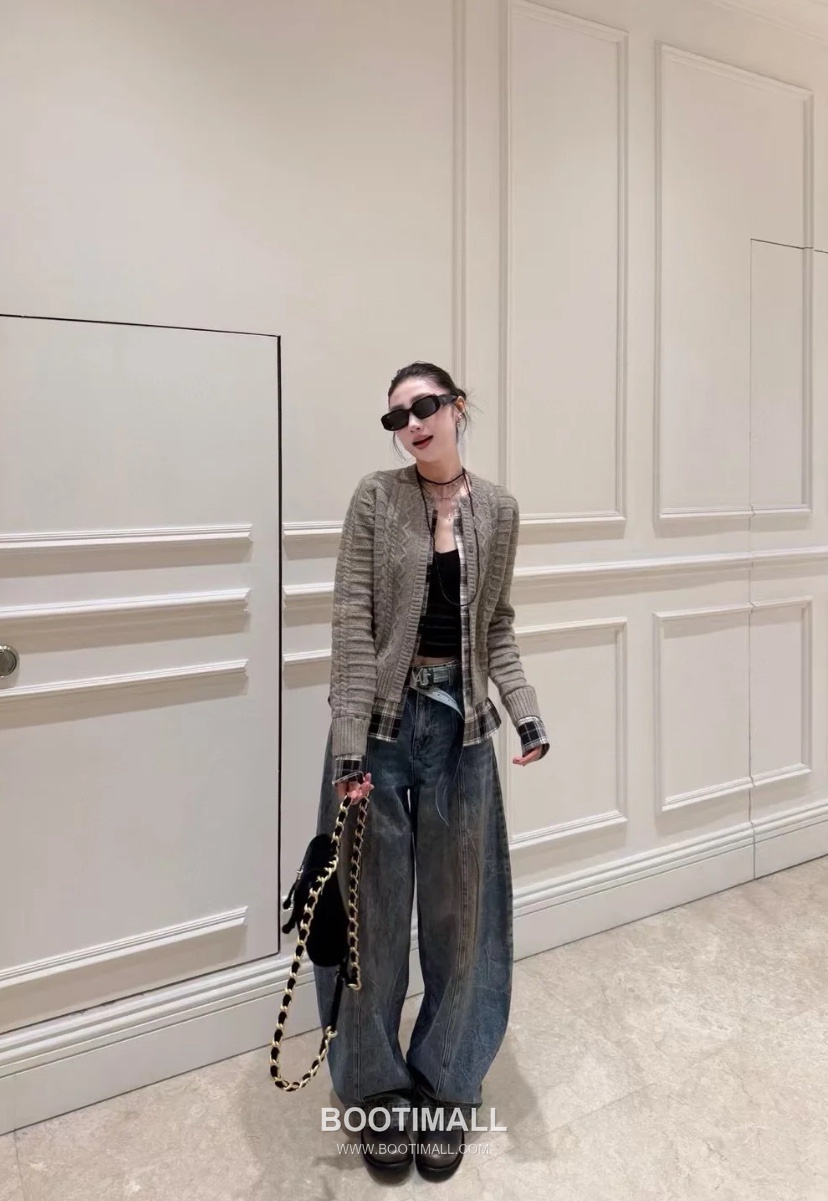 Acne Studios Cable Knit Plaid Panel Wool Cardigan Gray 아크네 스튜디오 케이블 니트 플레이드 패널 울 카디건 그레이 31602 2