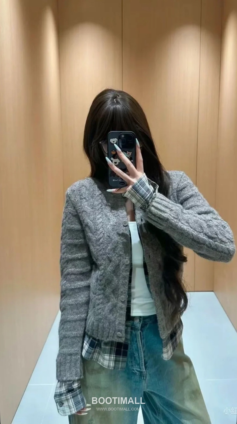 Acne Studios Cable Knit Plaid Panel Wool Cardigan Gray 아크네 스튜디오 케이블 니트 플레이드 패널 울 카디건 그레이 31602 4