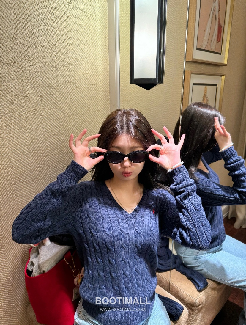 Ralph Lauren Classic Cable Knit V-Neck Wool Sweater Navy 랄프로렌 클래식 케이블 니트 V넥 울 스웨터 네이비 31179 4