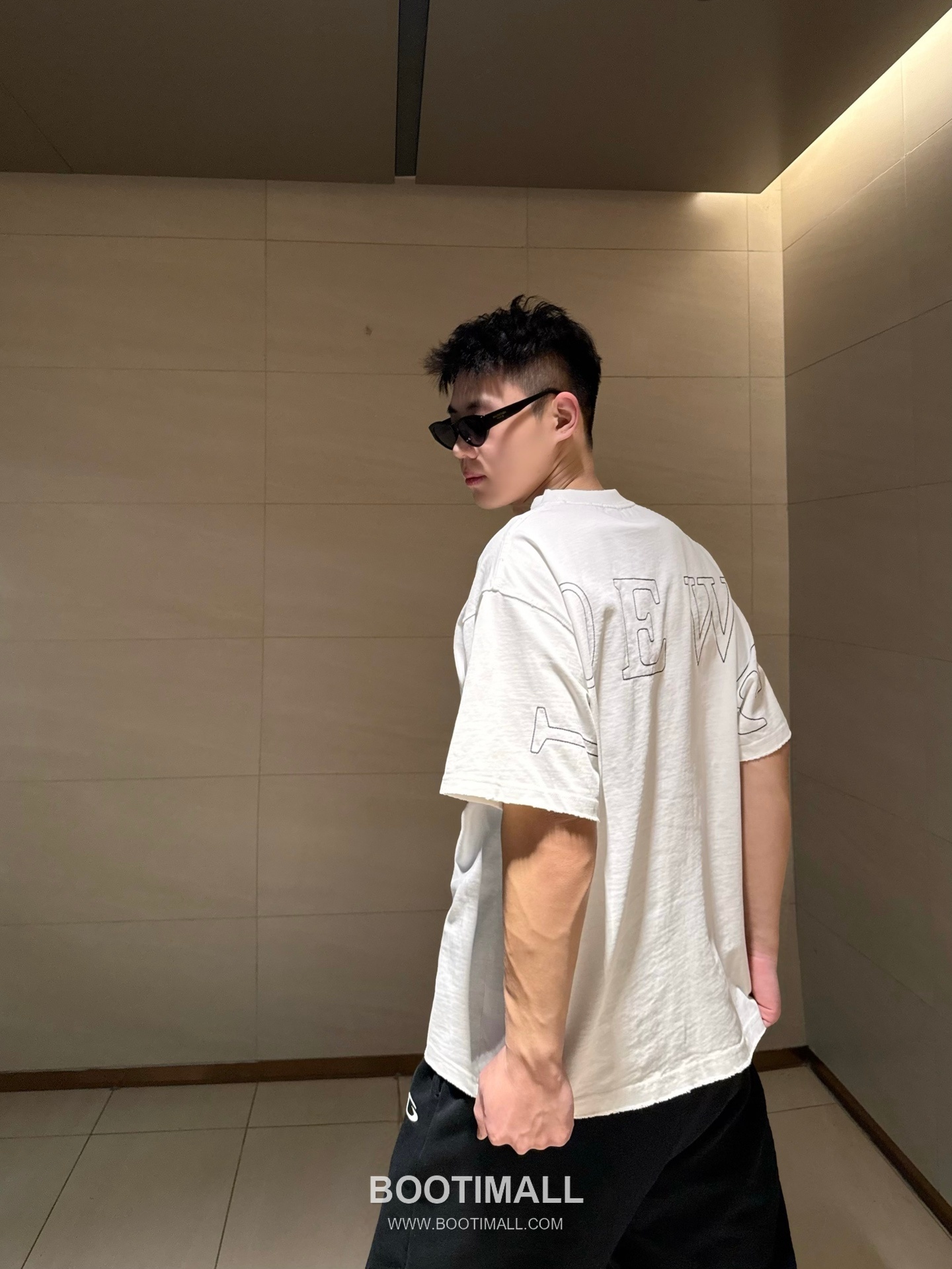 Loewe Embroidered Logo Cotton Short Sleeve T-Shirt 로에베 자수 로고 코튼 반팔 티셔츠 2