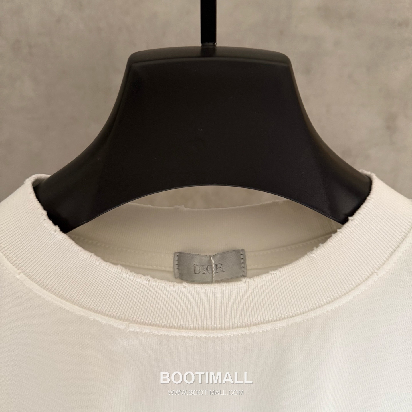 Dior Embroidered Logo Cotton Short Sleeve T-Shirt Black White 디올 엠브로이더드 로고 코튼 반소매 티셔츠 블랙 화이트 8