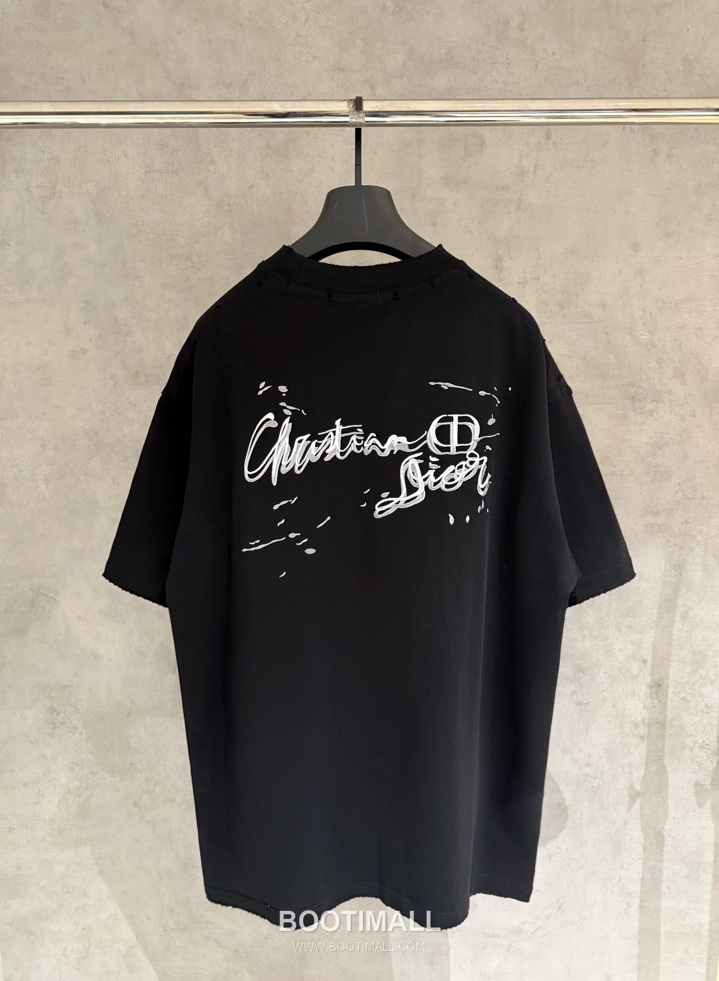 Dior Embroidered Logo Cotton Short Sleeve T-Shirt Black White 디올 엠브로이더드 로고 코튼 반소매 티셔츠 블랙 화이트 5