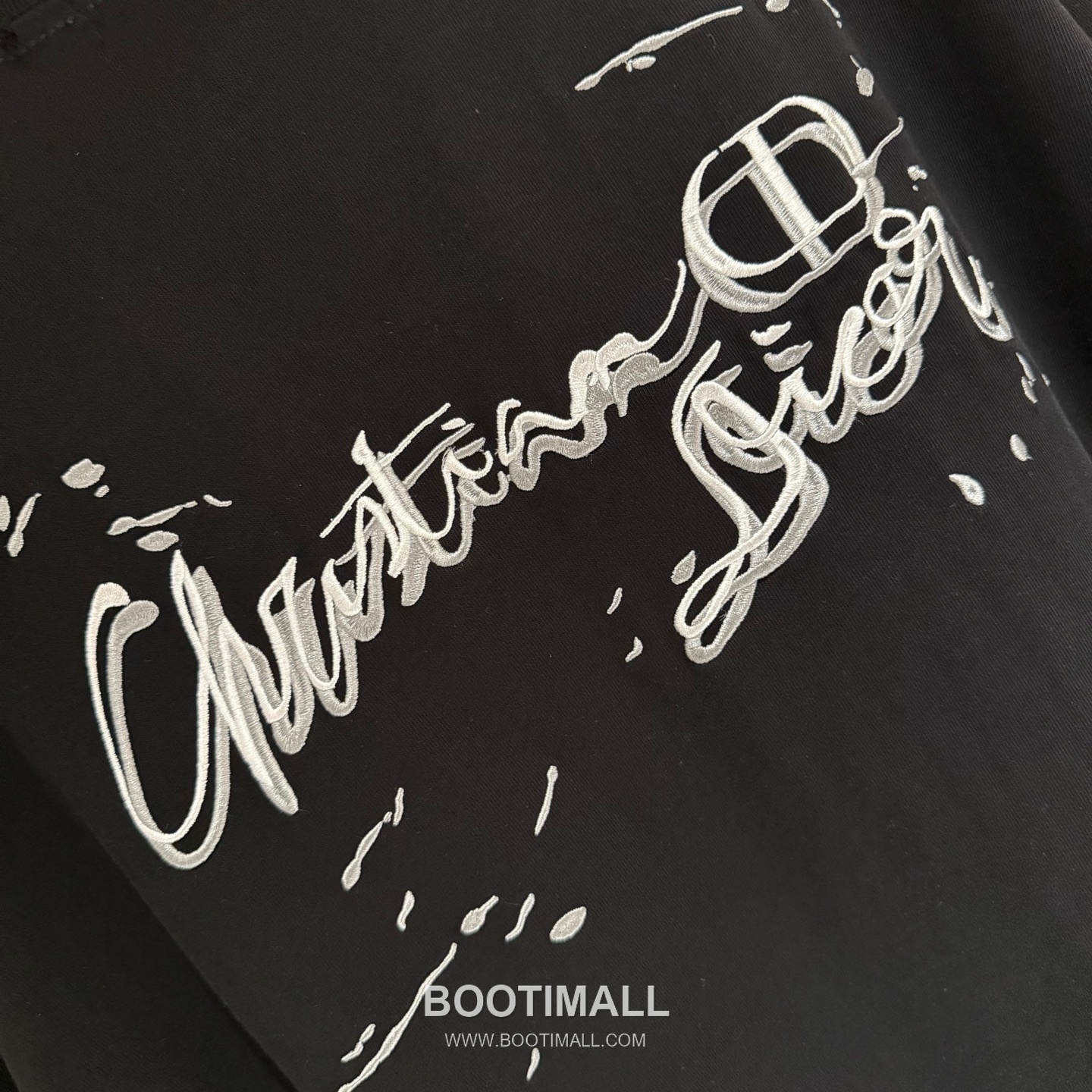 Dior Embroidered Logo Cotton Short Sleeve T-Shirt Black White 디올 엠브로이더드 로고 코튼 반소매 티셔츠 블랙 화이트 10