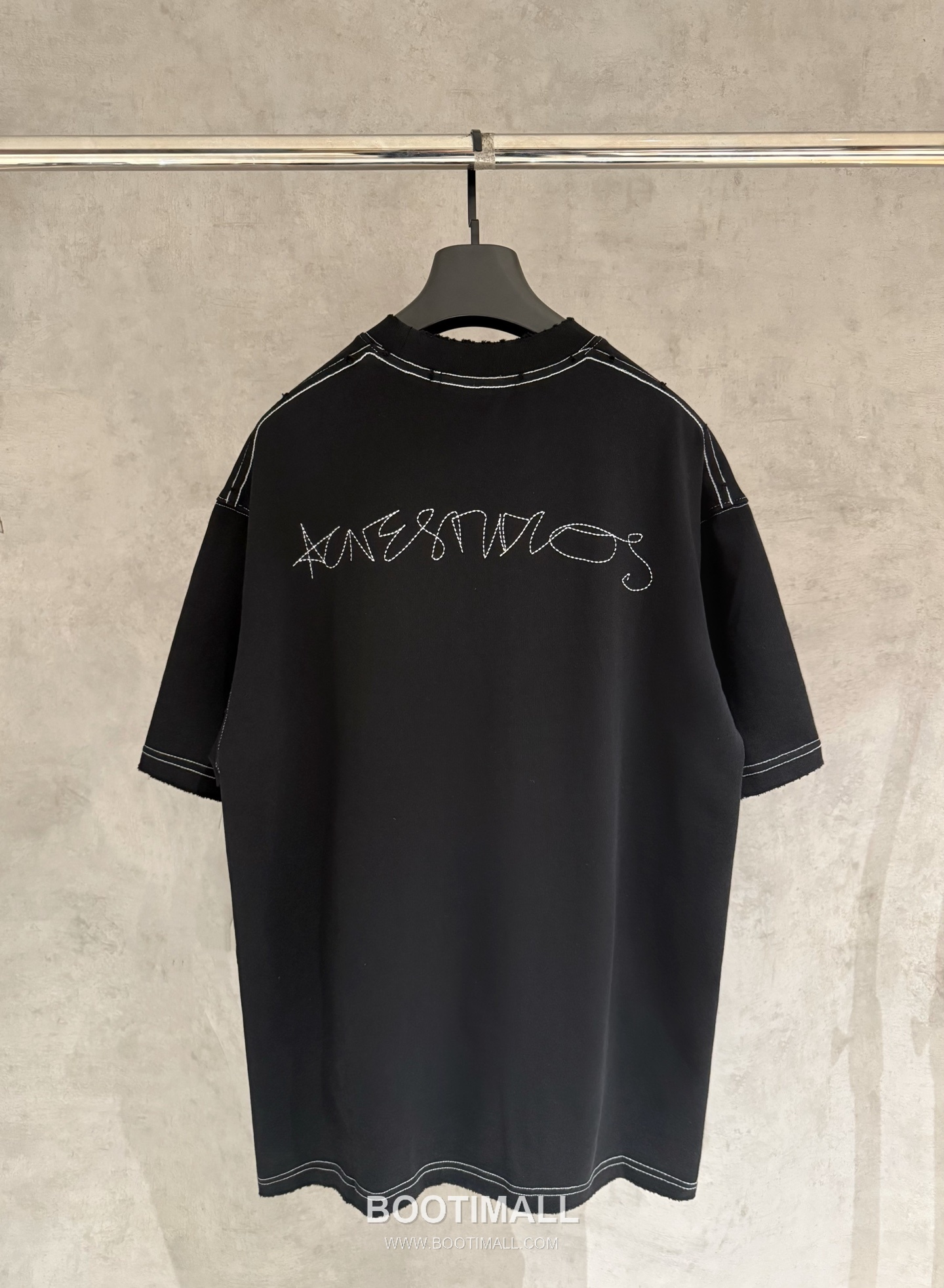 Acne Studios Embroidered Heavy Cotton T-Shirt Black White 아크네 스튜디오 엠브로이더드 헤비 코튼 티셔츠 블랙 화이트 5