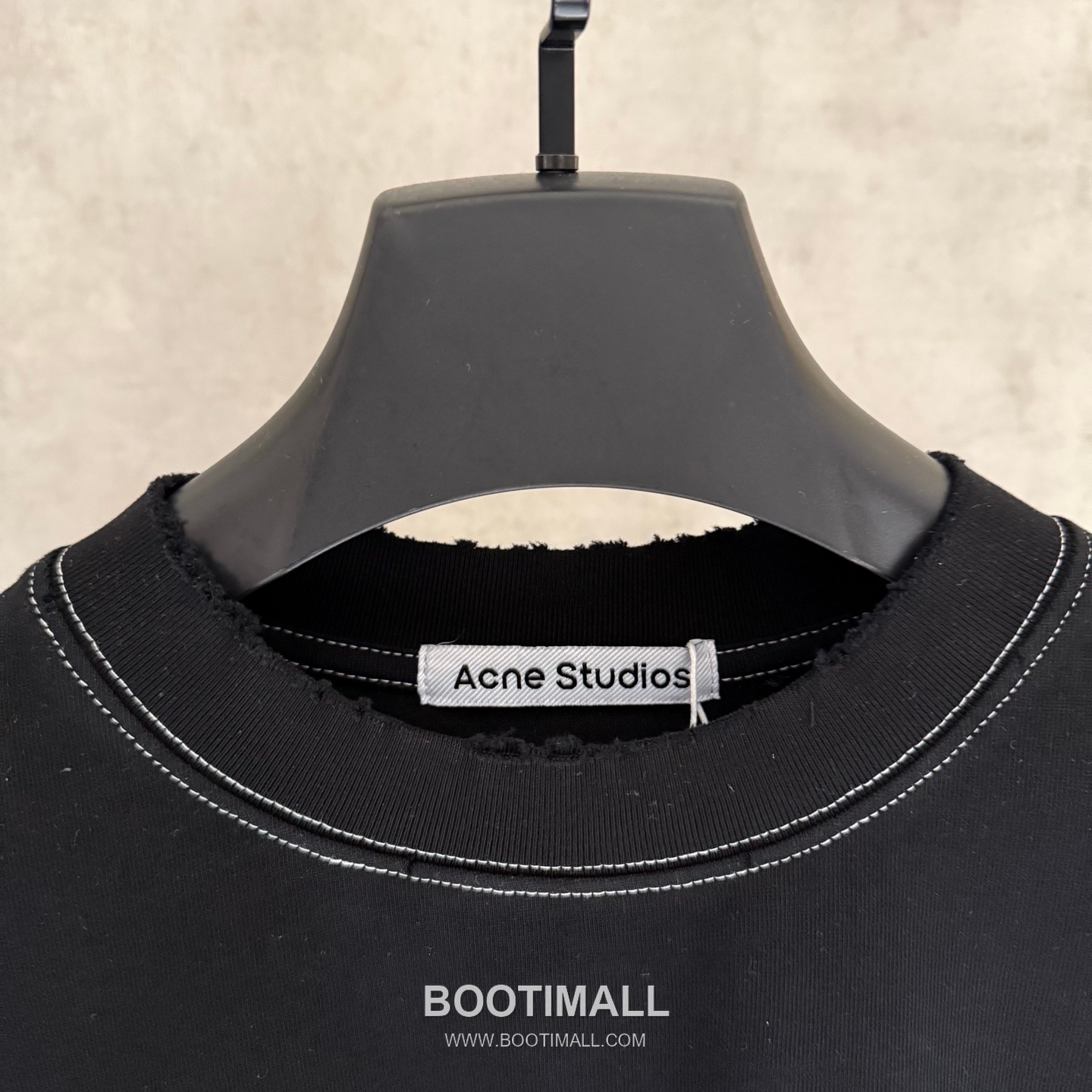 Acne Studios Embroidered Heavy Cotton T-Shirt Black White 아크네 스튜디오 엠브로이더드 헤비 코튼 티셔츠 블랙 화이트 8