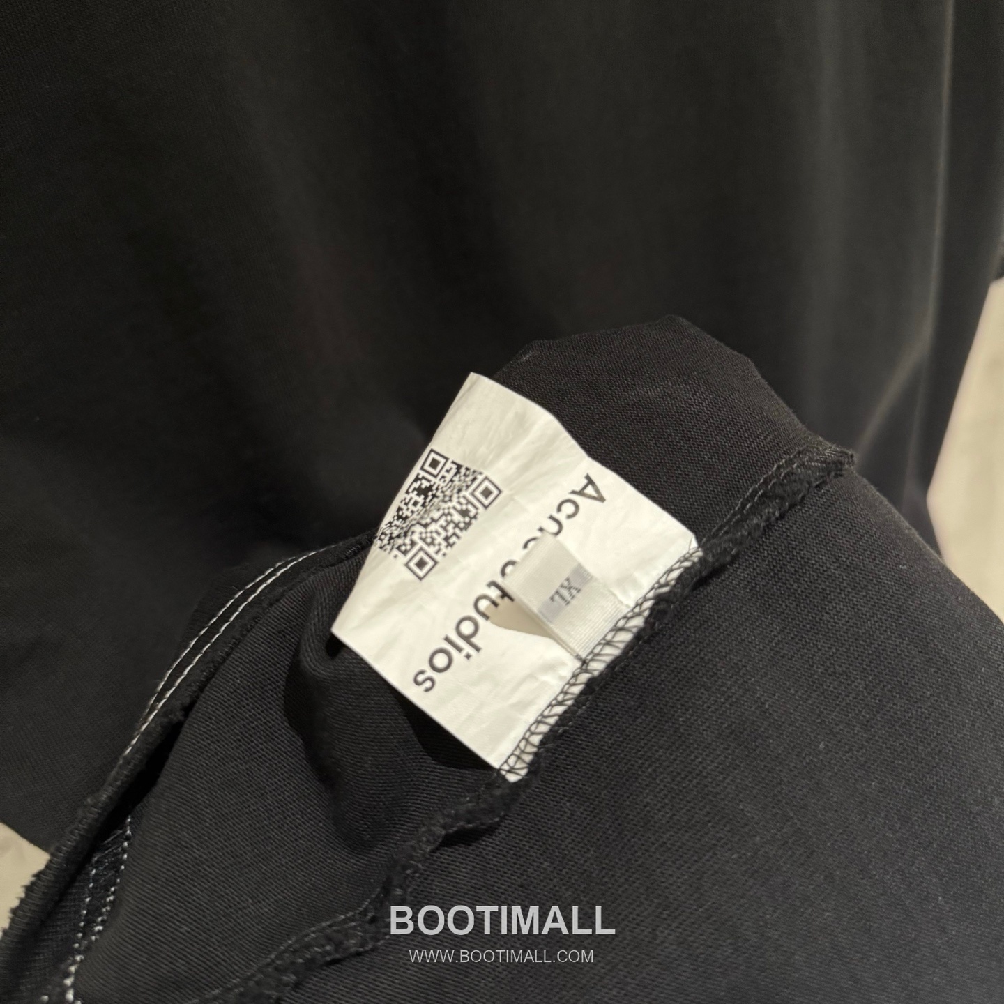 Acne Studios Embroidered Heavy Cotton T-Shirt Black White 아크네 스튜디오 엠브로이더드 헤비 코튼 티셔츠 블랙 화이트 10