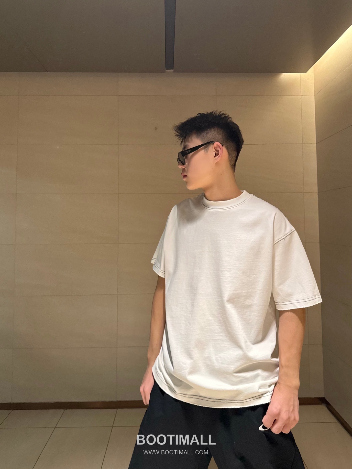 Acne Studios Embroidered Heavy Cotton T-Shirt Black White 아크네 스튜디오 엠브로이더드 헤비 코튼 티셔츠 블랙 화이트 1