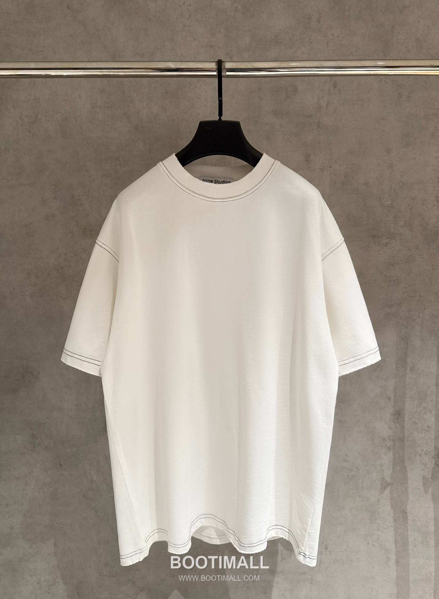 Acne Studios Embroidered Heavy Cotton T-Shirt Black White 아크네 스튜디오 엠브로이더드 헤비 코튼 티셔츠 블랙 화이트 4