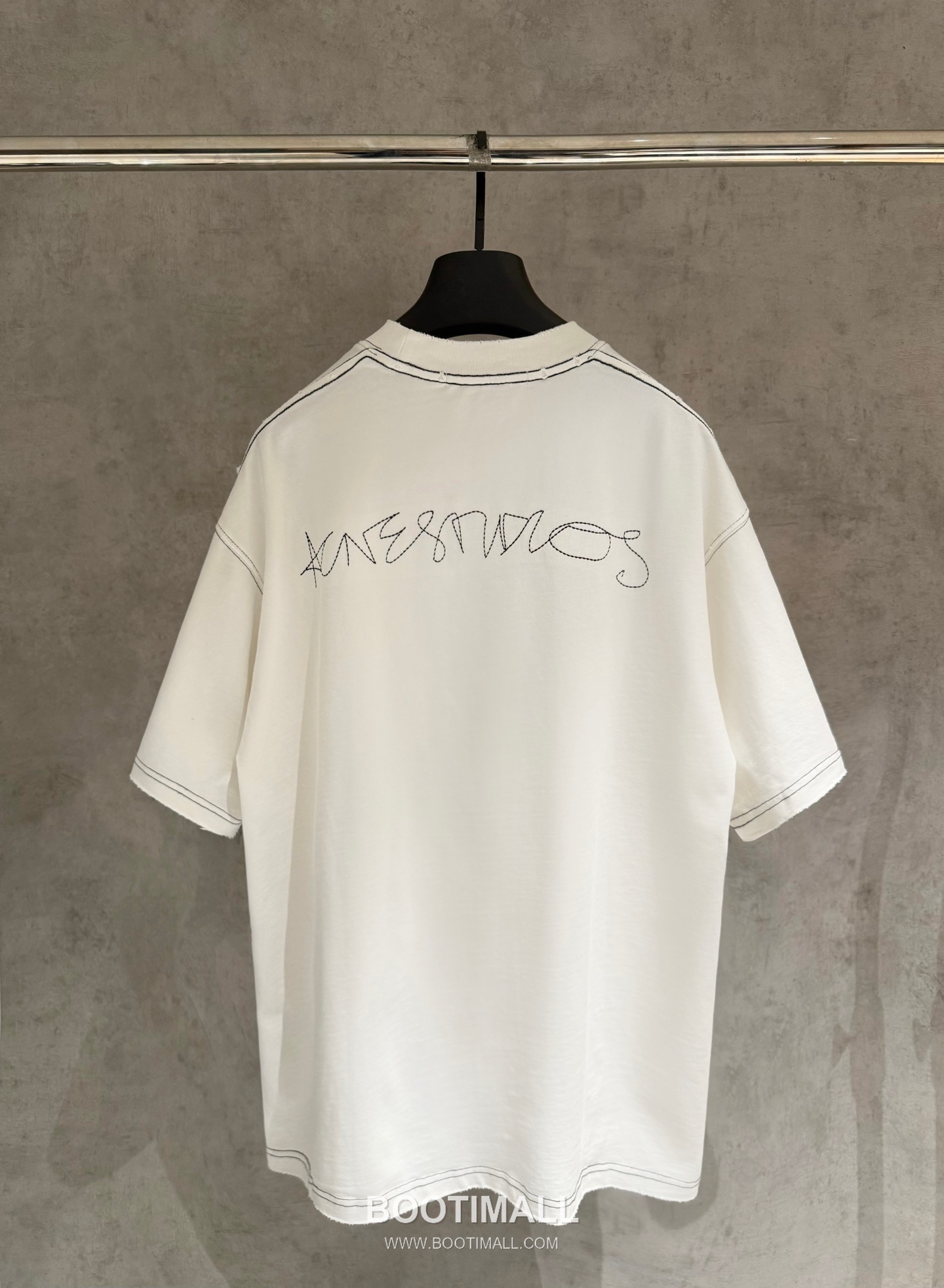 Acne Studios Embroidered Heavy Cotton T-Shirt Black White 아크네 스튜디오 엠브로이더드 헤비 코튼 티셔츠 블랙 화이트 5