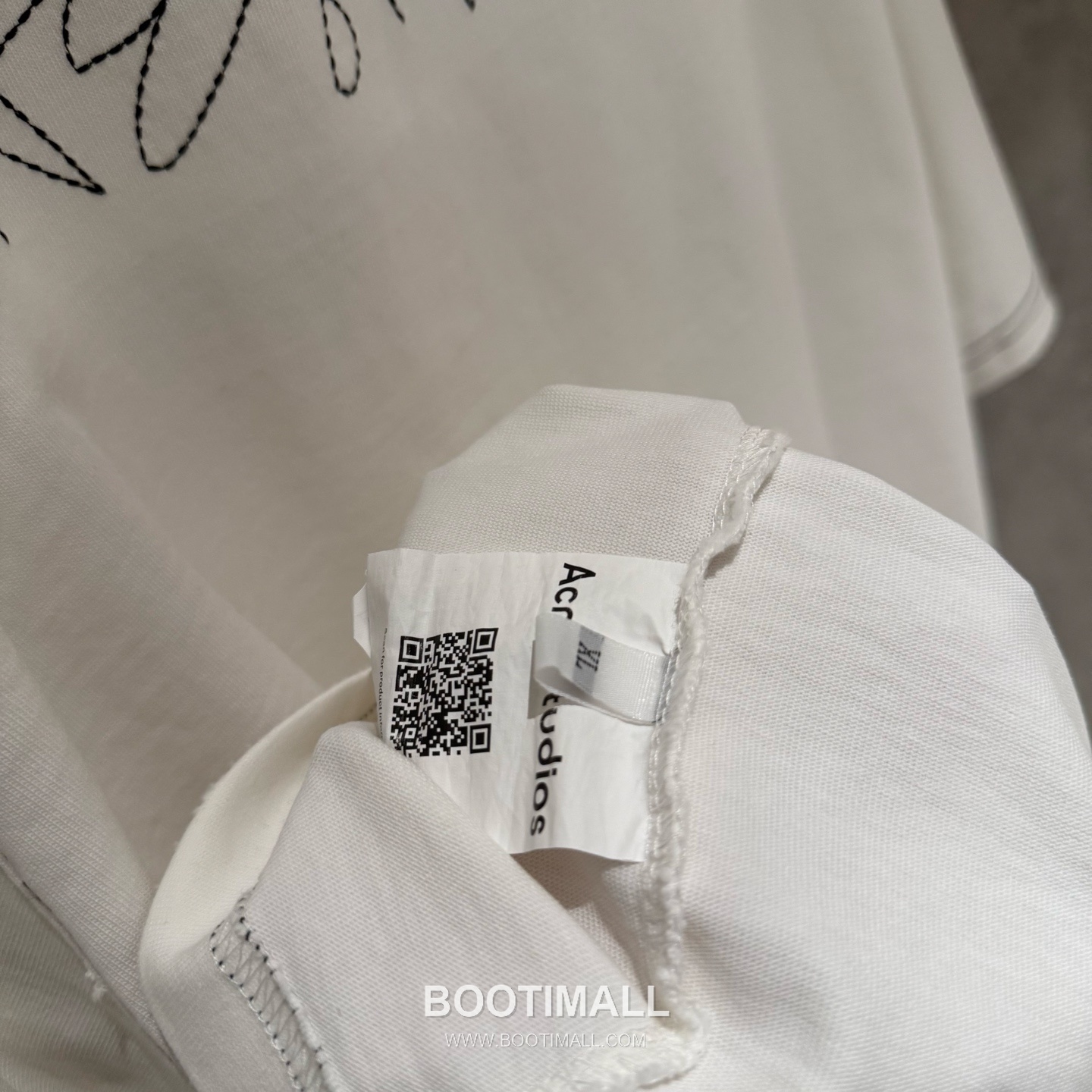 Acne Studios Embroidered Heavy Cotton T-Shirt Black White 아크네 스튜디오 엠브로이더드 헤비 코튼 티셔츠 블랙 화이트 10