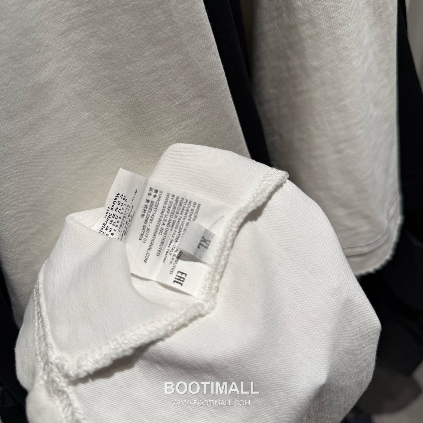 Maison Margiela MM6 Logo Embroidered Heavy Cotton T-Shirt Black 메종 마르지엘라 MM6 로고 자수 헤비 코튼 티셔츠 블랙 7