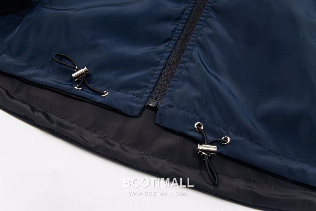 Prada Triangle Logo Nylon Reversible Hooded Jacket 프라다 트라이앵글 로고 나일론 리버서블 후드 자켓 9