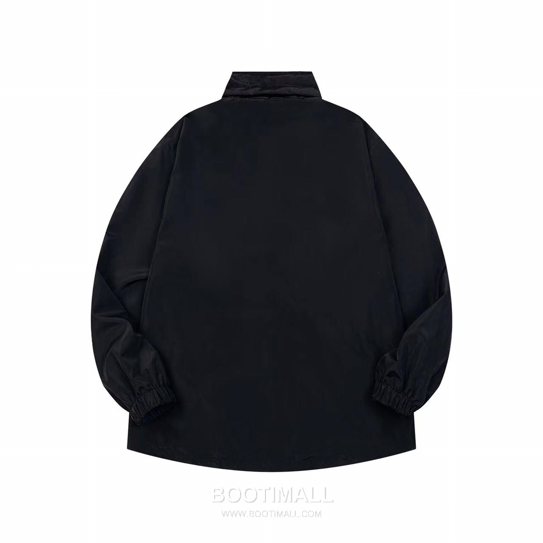 Prada Triangle Logo Nylon Reversible Hooded Jacket 프라다 트라이앵글 로고 나일론 리버서블 후드 자켓 4