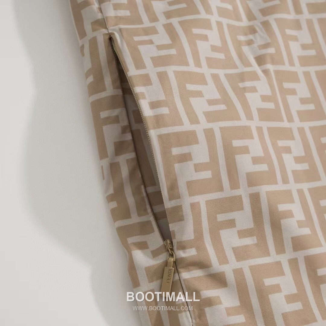 Fendi FF Pattern Reversible Recycled Nylon Jacket 펜디 FF 패턴 리버서블 재생 나일론 자켓 15