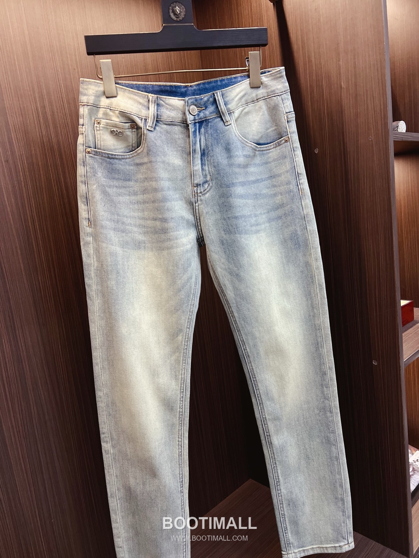 Ferragamo Selvedge Denim Jeans Indigo Blue 페라가모 셀비지 데님 진 인디고 블루 3