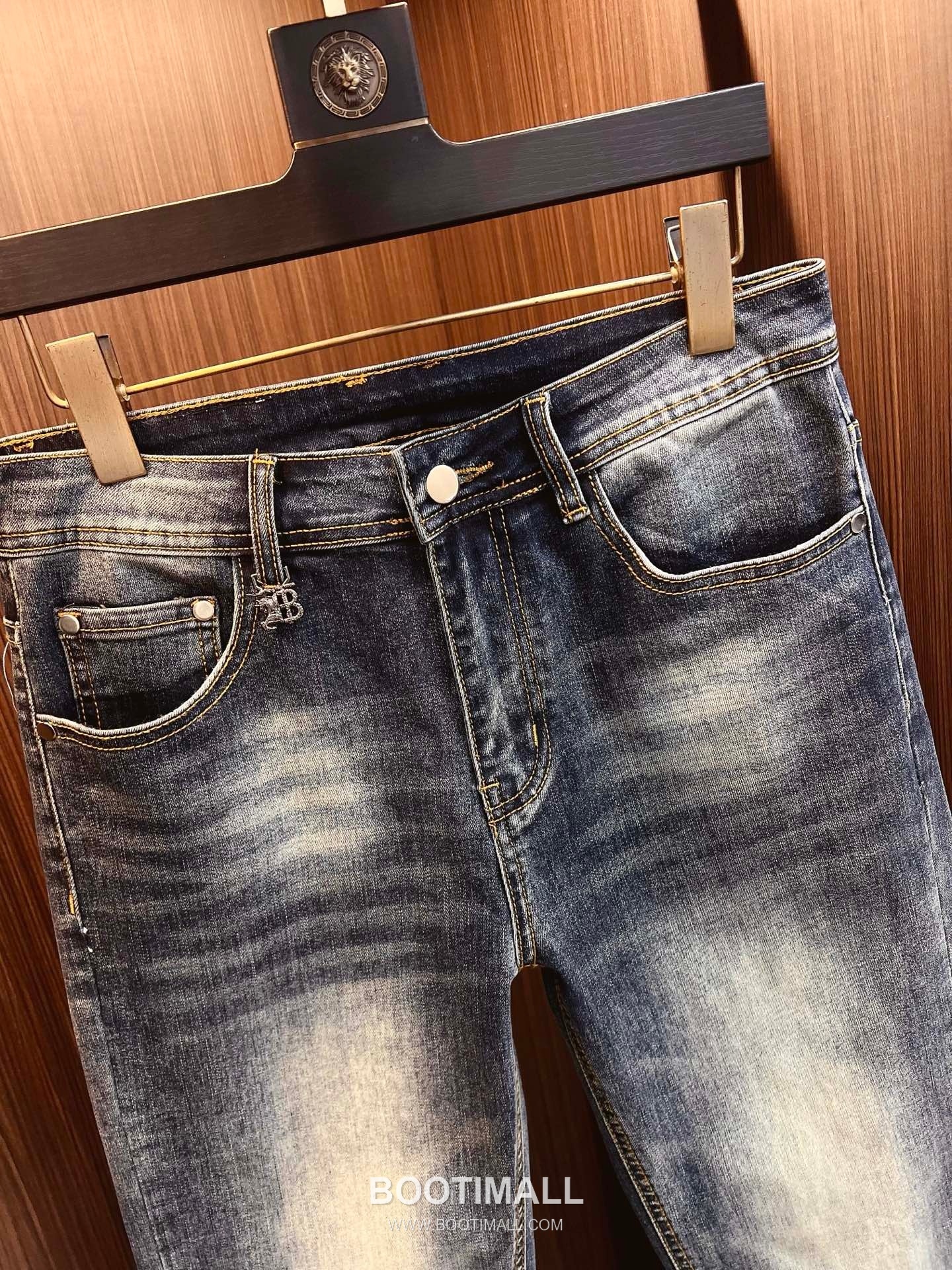 Burberry Selvedge Denim Jeans Indigo Blue 버버리 셀비지 데님 진 인디고 블루 4