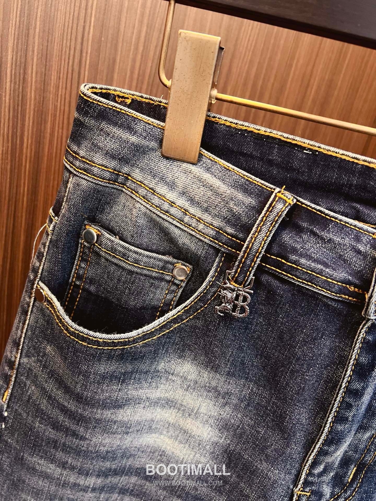 Burberry Selvedge Denim Jeans Indigo Blue 버버리 셀비지 데님 진 인디고 블루 5