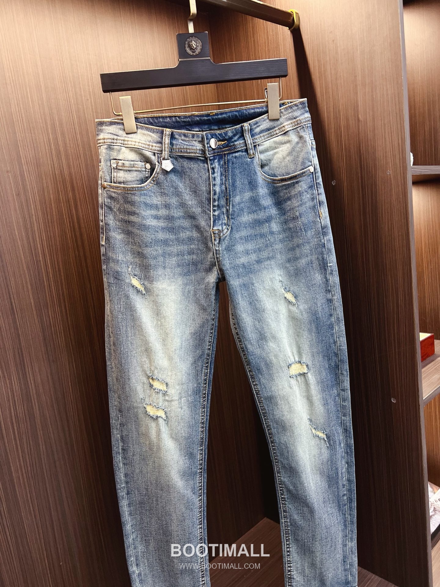 Givenchy Selvedge Denim Straight Jeans Indigo 지방시 셀비지 데님 스트레이트 진 인디고 3