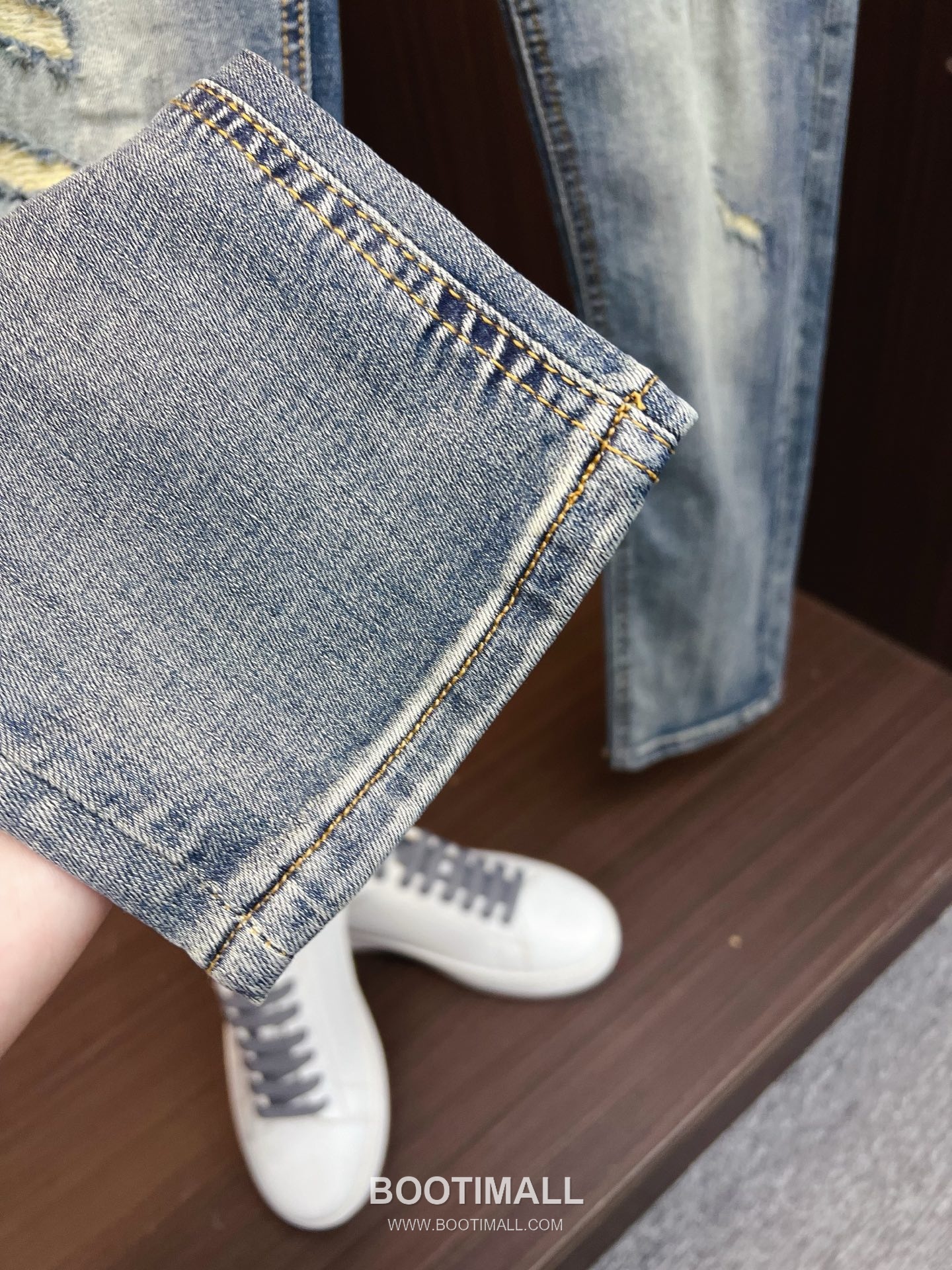 Givenchy Selvedge Denim Straight Jeans Indigo 지방시 셀비지 데님 스트레이트 진 인디고 9