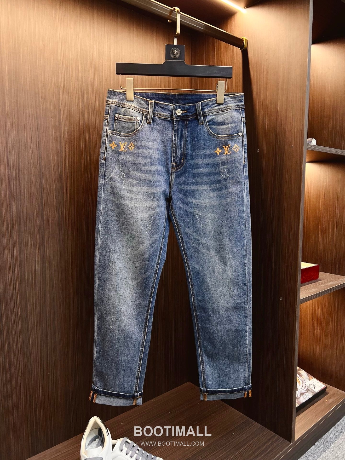 Louis Vuitton Selvedge Denim Jeans Indigo Blue 루이비통 셀비지 데님 진 인디고 블루 2