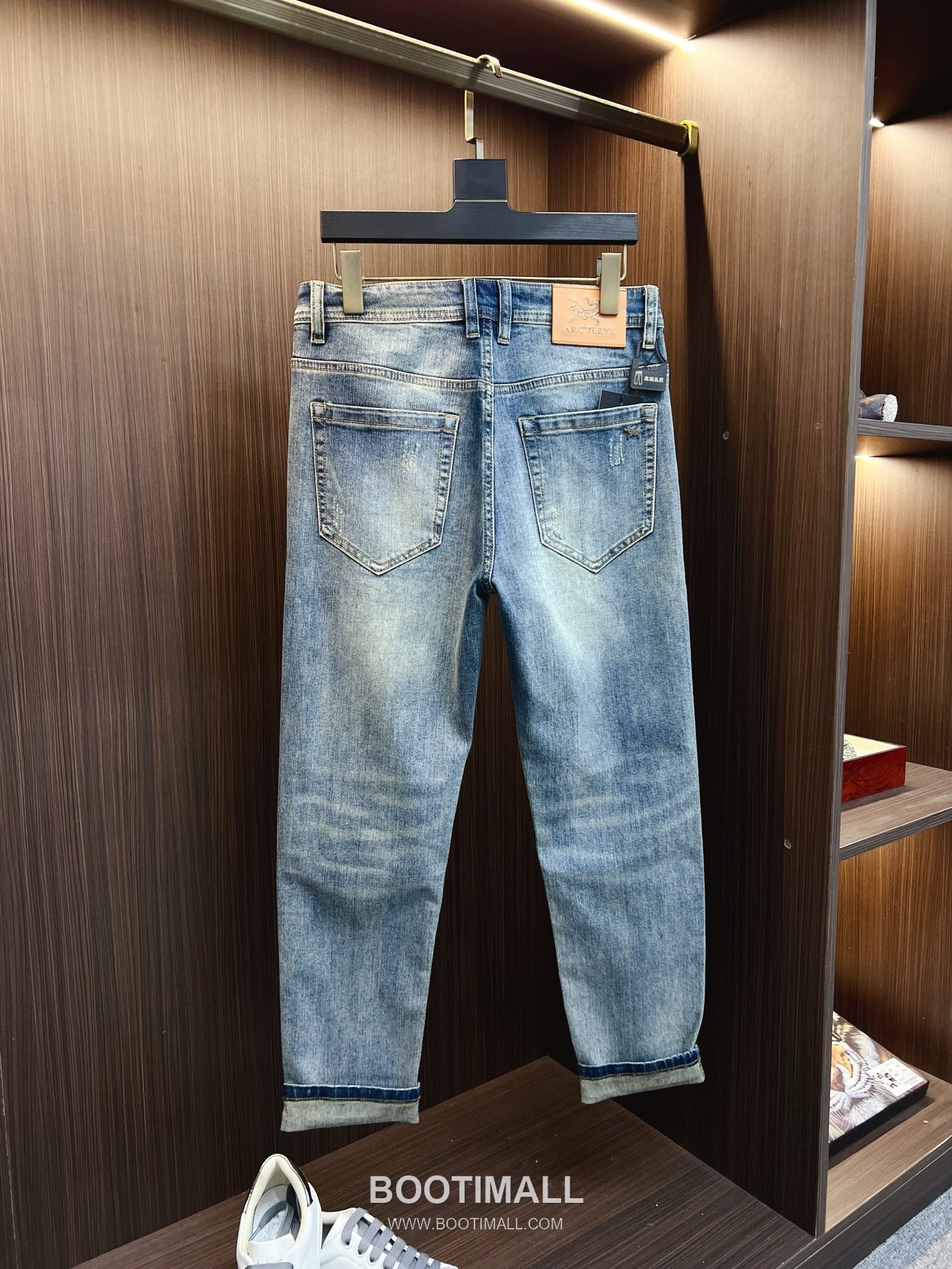 Arc'teryx Denim Jeans Japanese Okayama 13oz Selvedge Indigo 아크테릭스 데님 진 재패니즈 오카야마 13온스 셀비지 인디고 10
