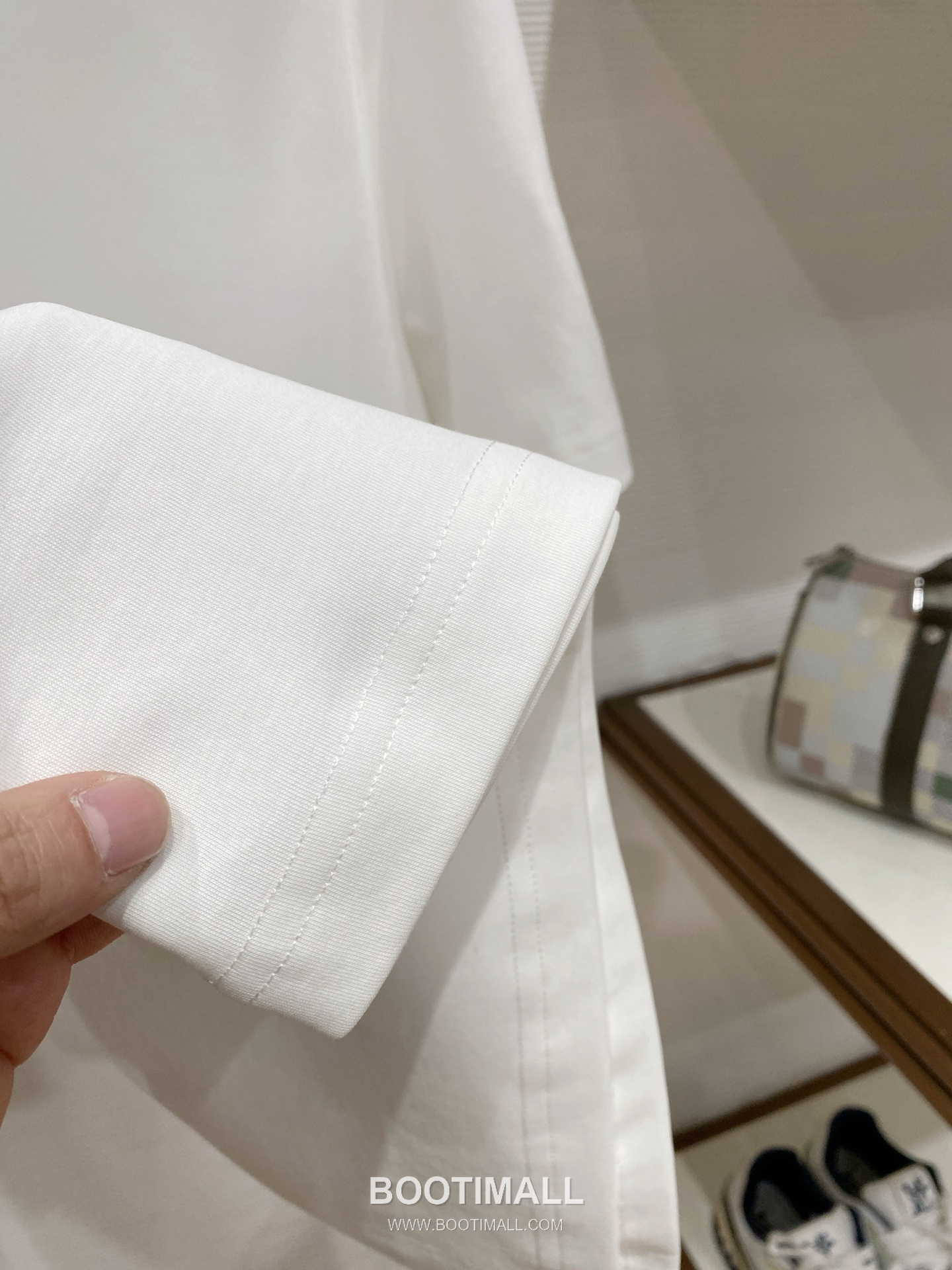 Prada Logo Cotton T-Shirt Black White 프라다 로고 코튼 티셔츠 블랙 화이트 6