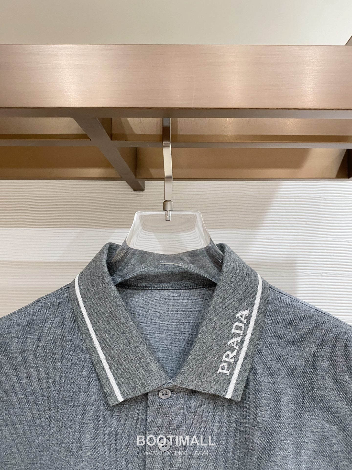 Prada Polo Shirt Short Sleeve Logo 프라다 폴로 셔츠 반팔 로고 상의 2