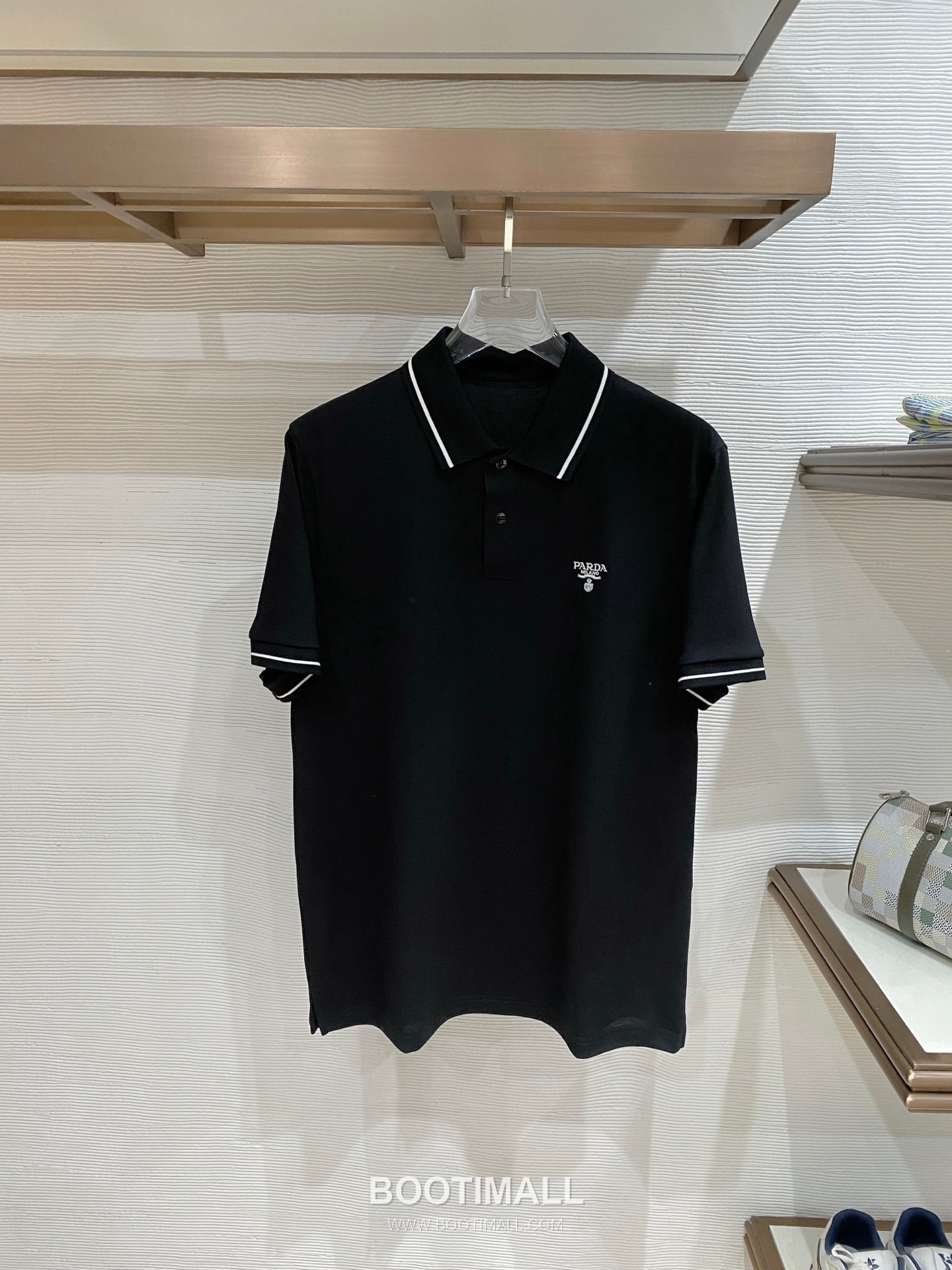 Prada Polo Shirt Short Sleeve Logo 프라다 폴로 셔츠 반팔 로고 상의 1