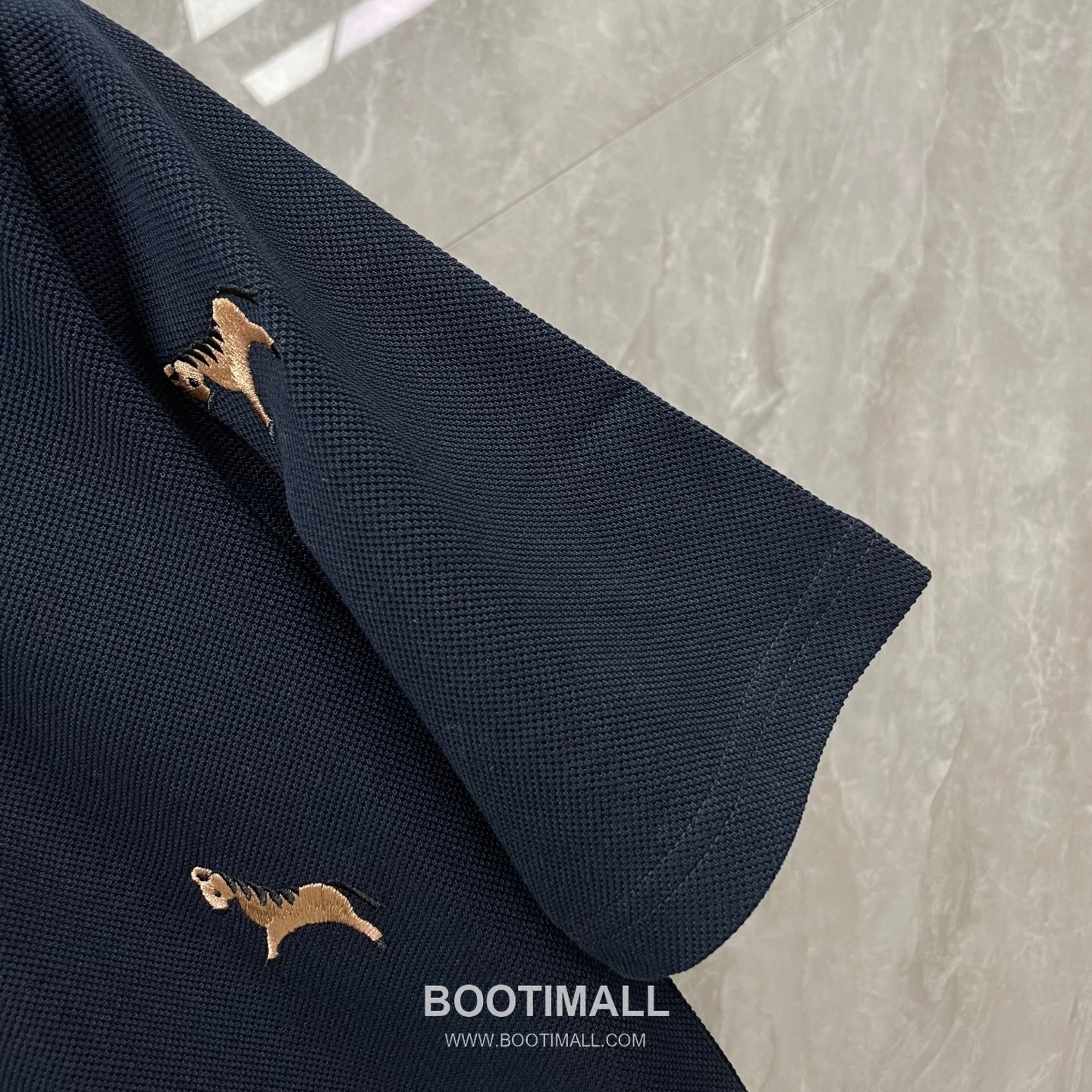 Thom Browne Horse Embroidery Polo Shirt - Year of the Horse Limited Edition Cotton Navy Blue, Gray, White Polo Shirt 말 자수 폴로 셔츠 - 말의 해 한정판 코튼 네이비 블루, 그레이, 화이트 폴로 셔츠 11